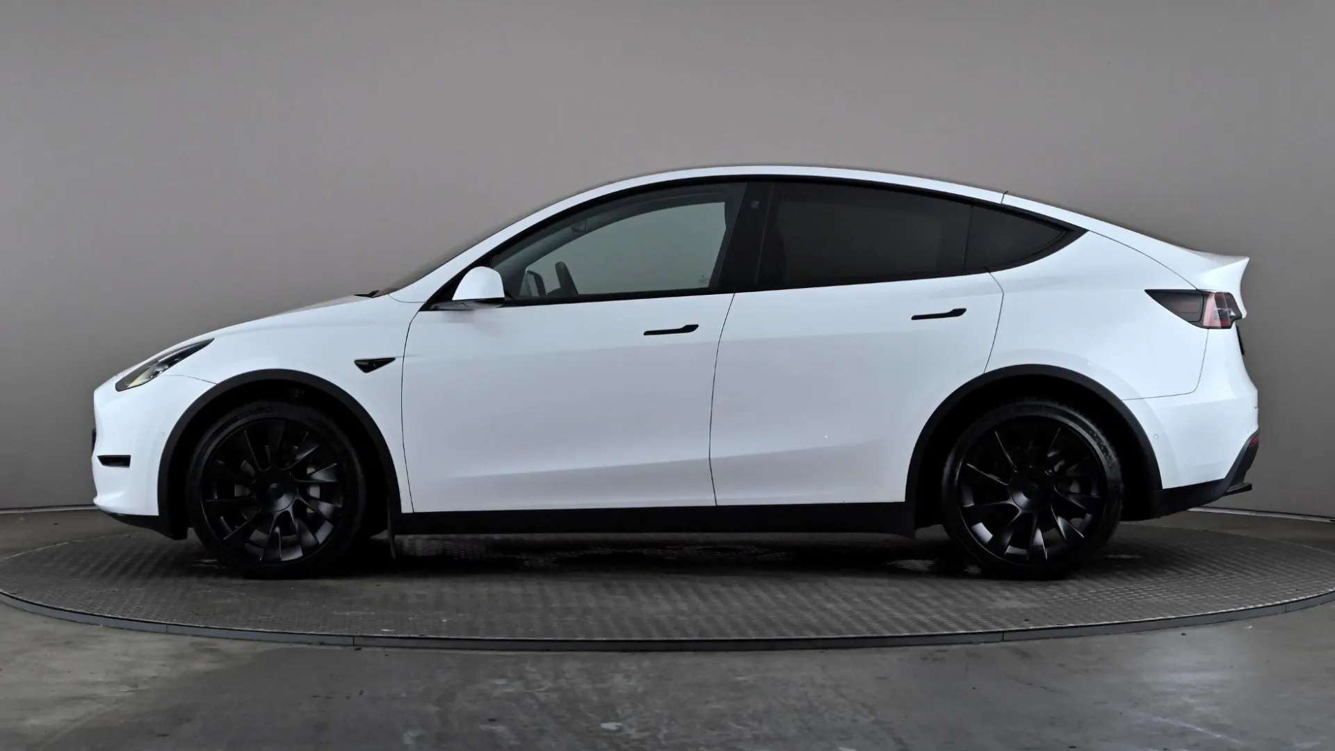 A 2022 TESLA MODEL Y Long Range AWD Auto A 2022 TESLA MODEL Y Long Range AWD Auto