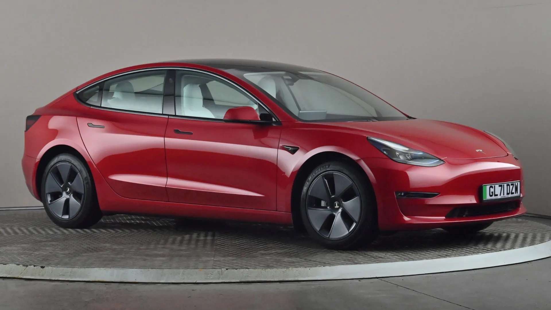 A 2021 TESLA MODEL 3 Long Range AWD Auto A 2021 TESLA MODEL 3 Long Range AWD Auto