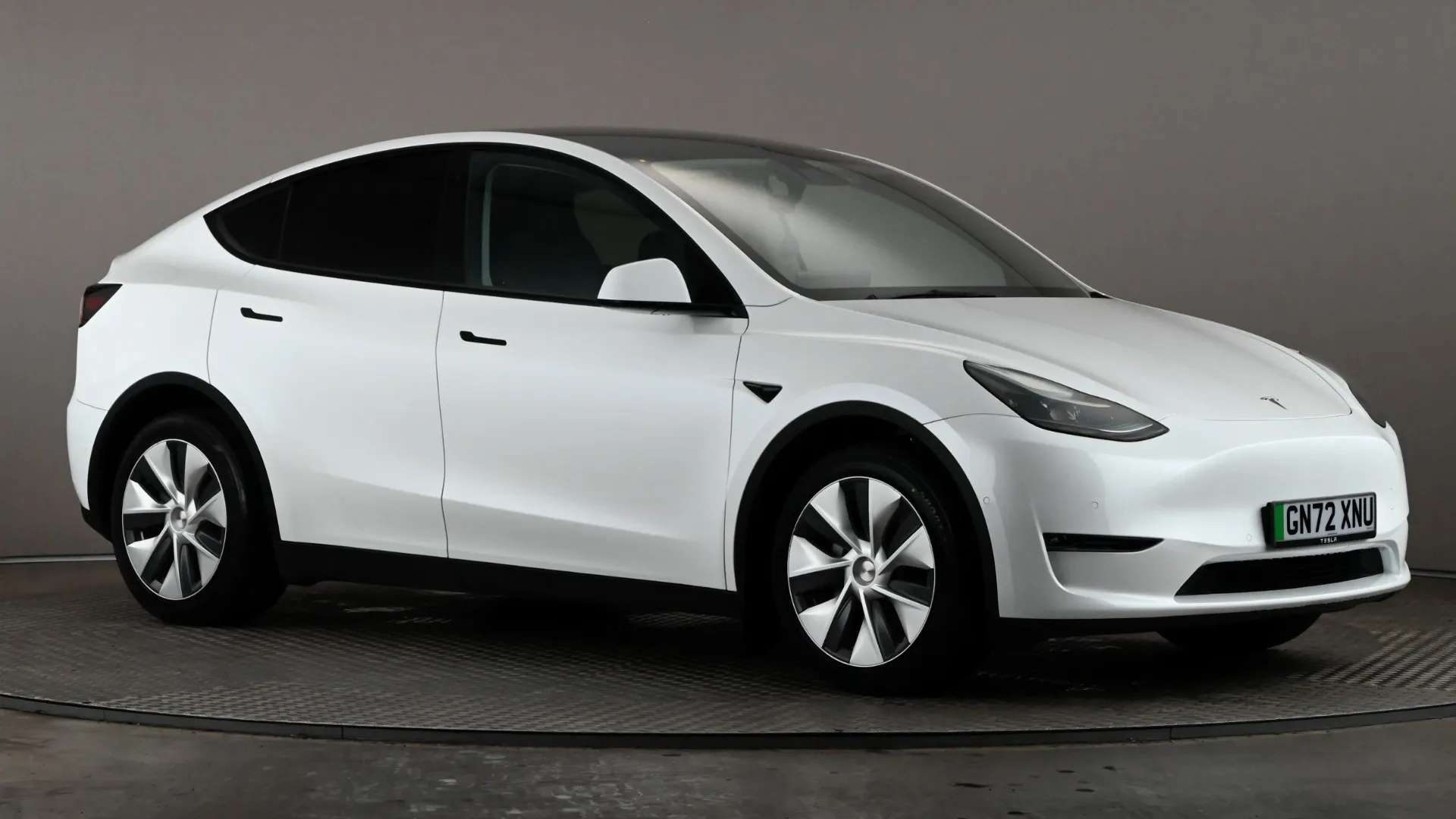A 2022 TESLA MODEL Y Long Range AWD Auto A 2022 TESLA MODEL Y Long Range AWD Auto