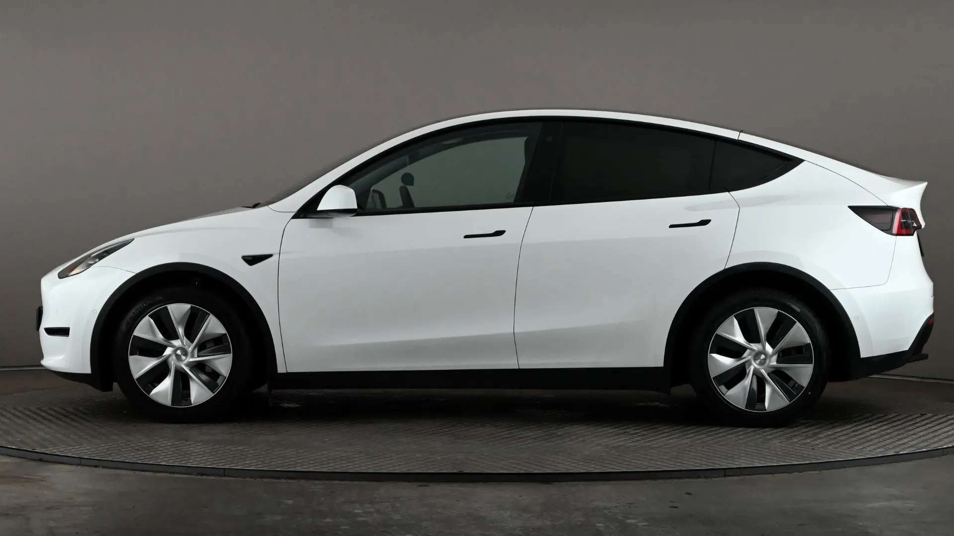 A 2022 TESLA MODEL Y Long Range AWD Auto A 2022 TESLA MODEL Y Long Range AWD Auto