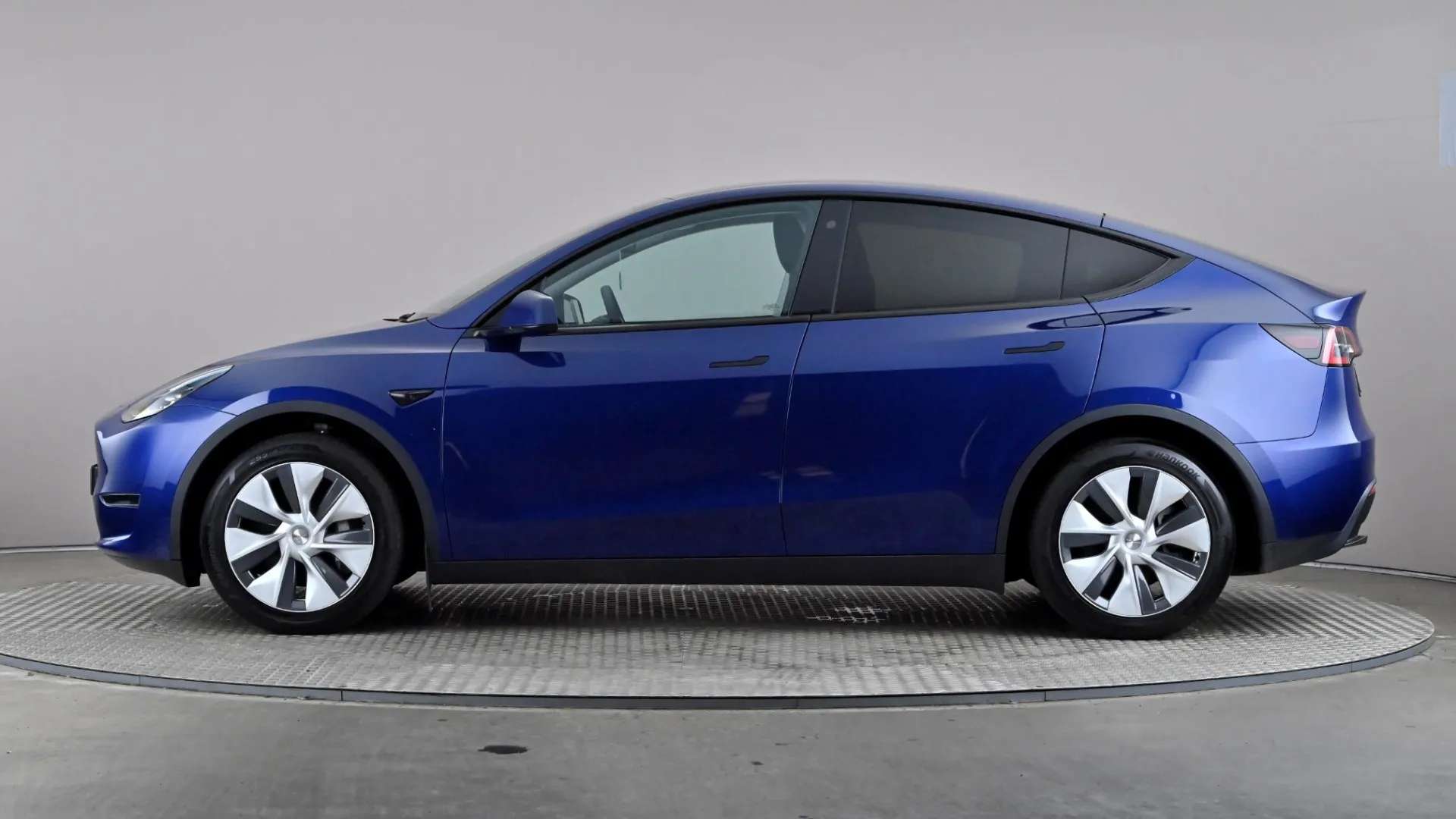 A 2023 TESLA MODEL Y Long Range AWD Auto A 2023 TESLA MODEL Y Long Range AWD Auto