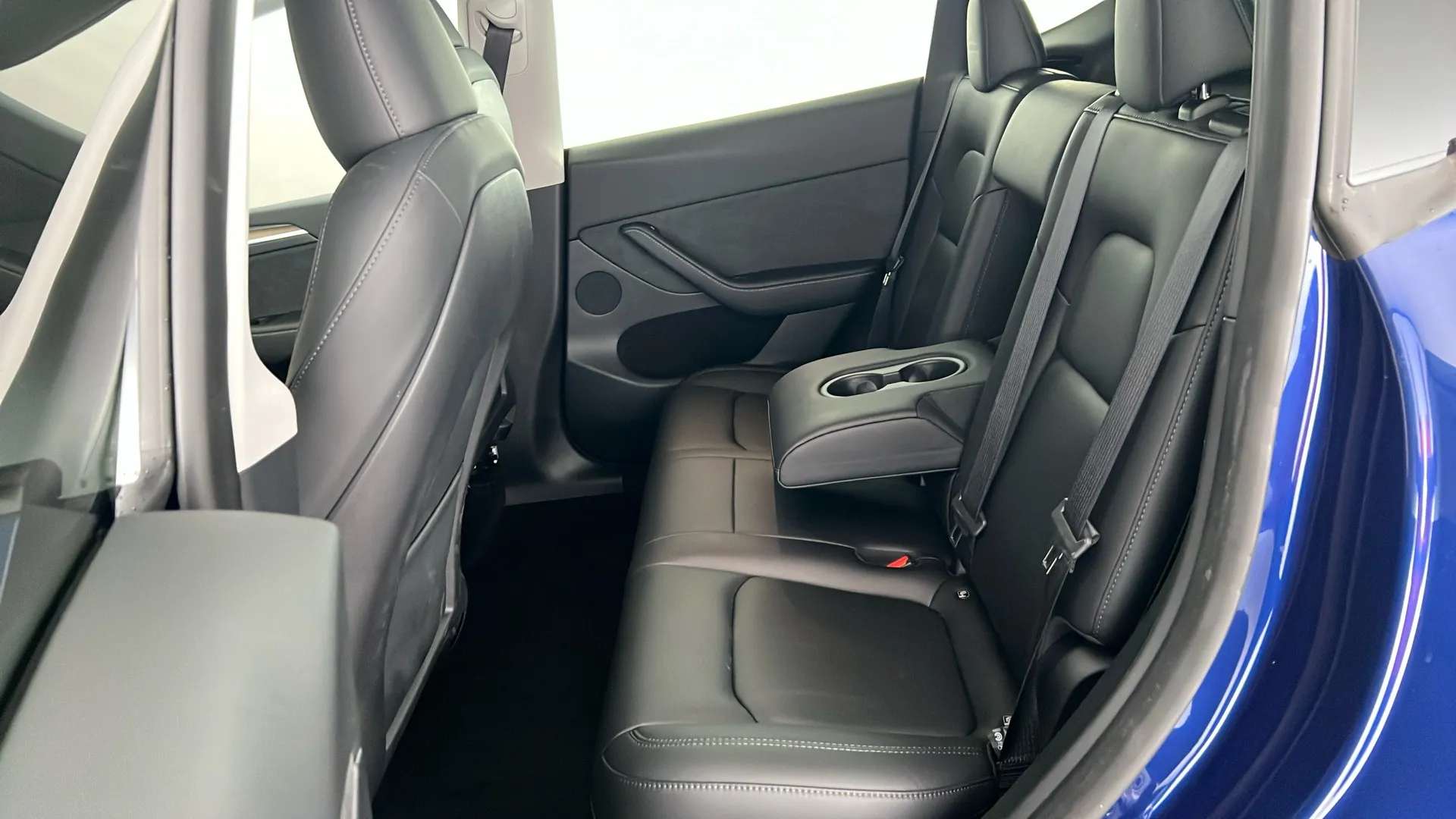 2023 TESLA MODEL Y 2023 TESLA MODEL Y