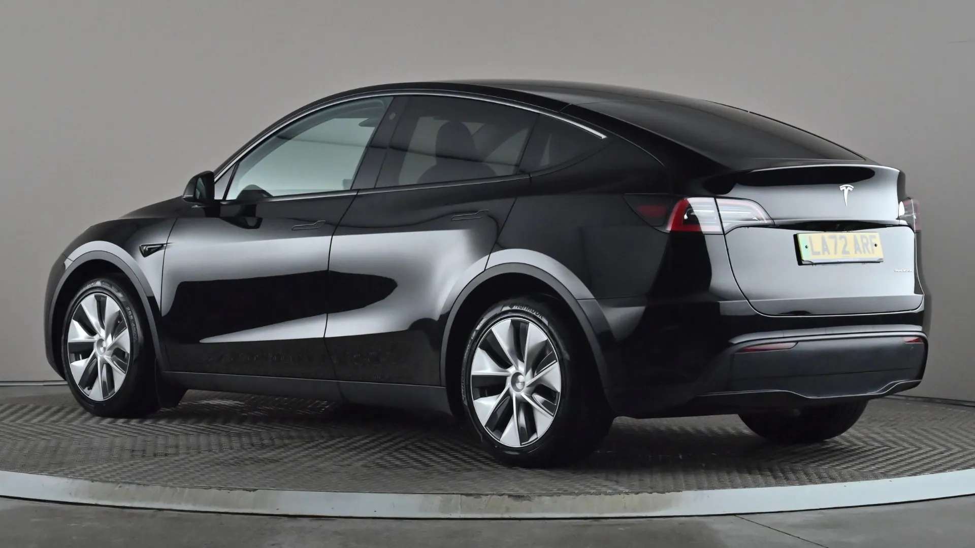 A 2022 TESLA MODEL Y Long Range AWD Auto A 2022 TESLA MODEL Y Long Range AWD Auto