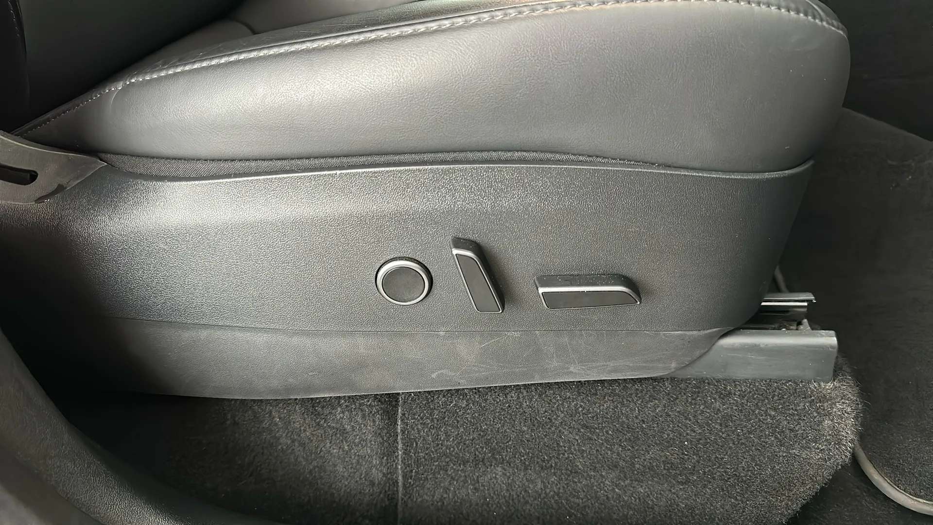 2022 TESLA MODEL Y 2022 TESLA MODEL Y