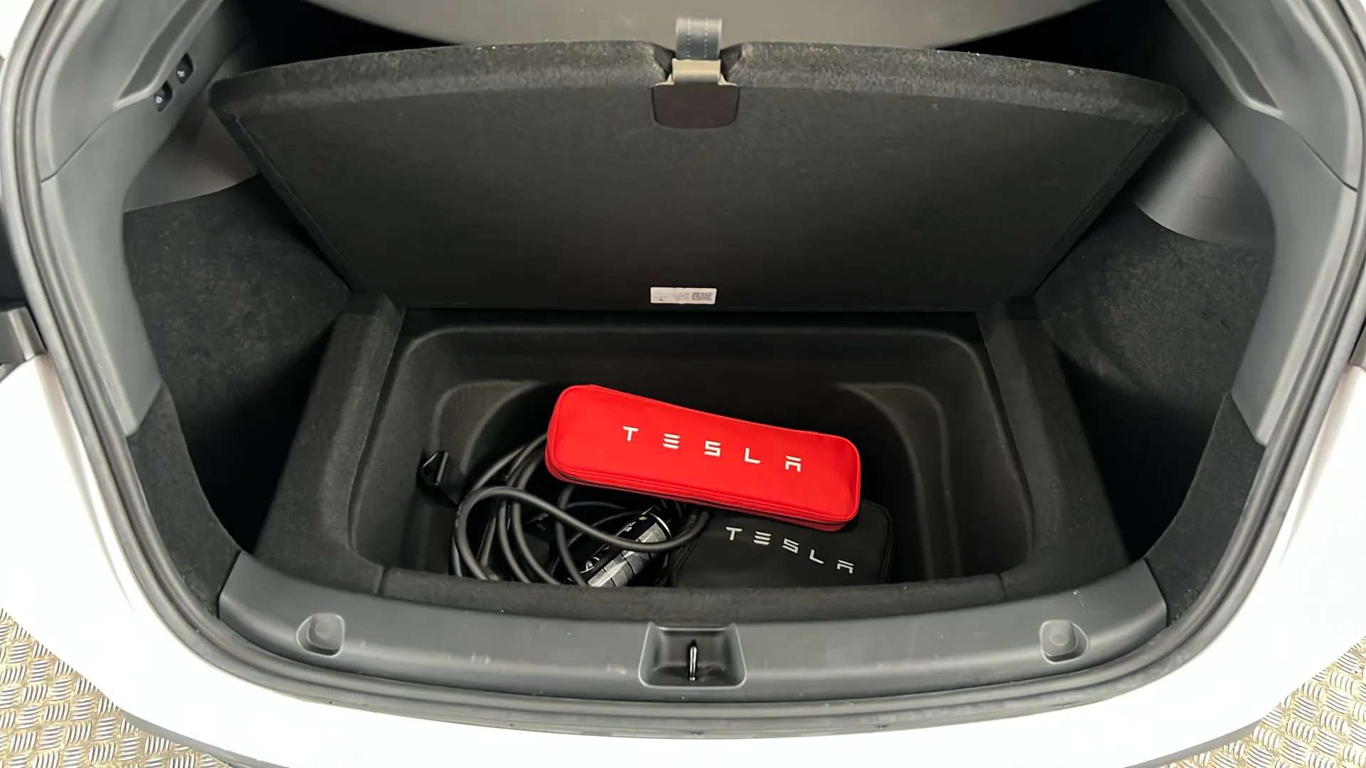 2022 TESLA MODEL Y 2022 TESLA MODEL Y