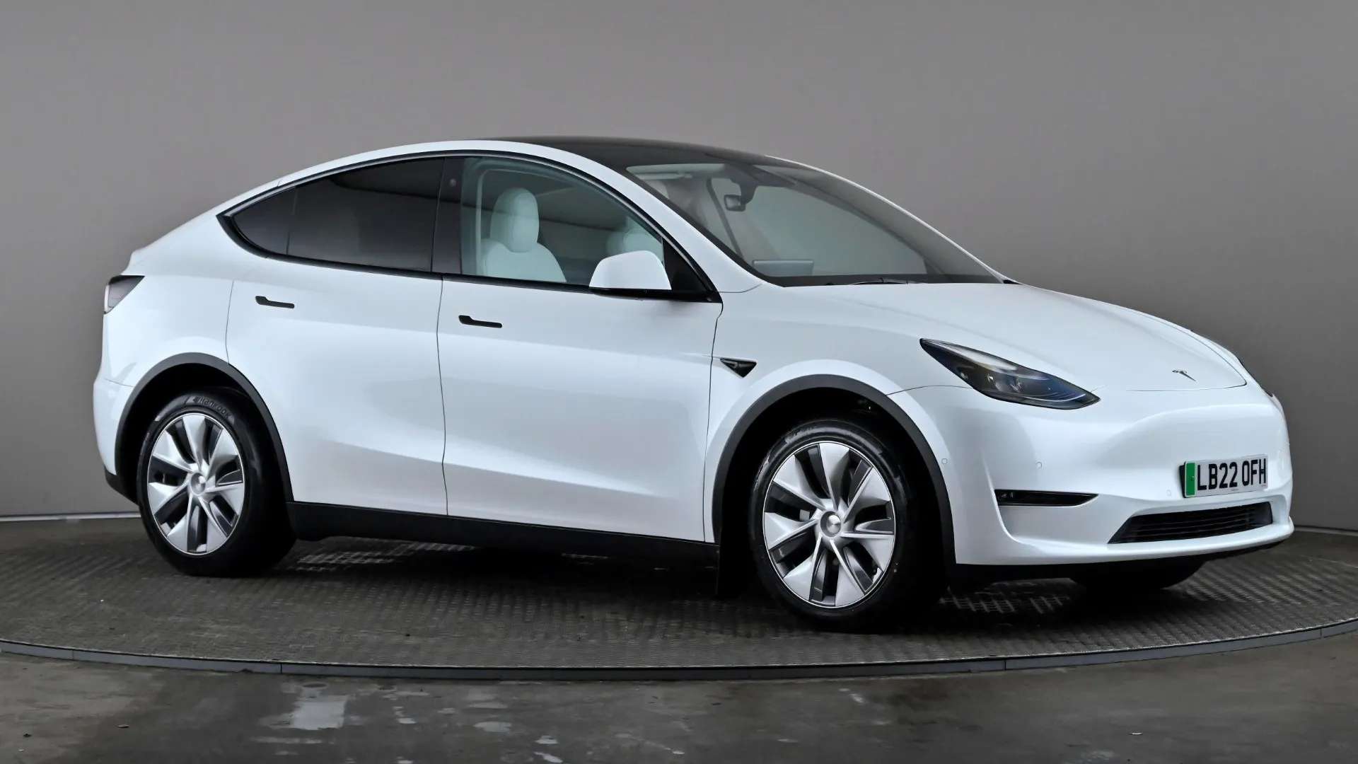 A 2022 TESLA MODEL Y Long Range AWD Auto A 2022 TESLA MODEL Y Long Range AWD Auto