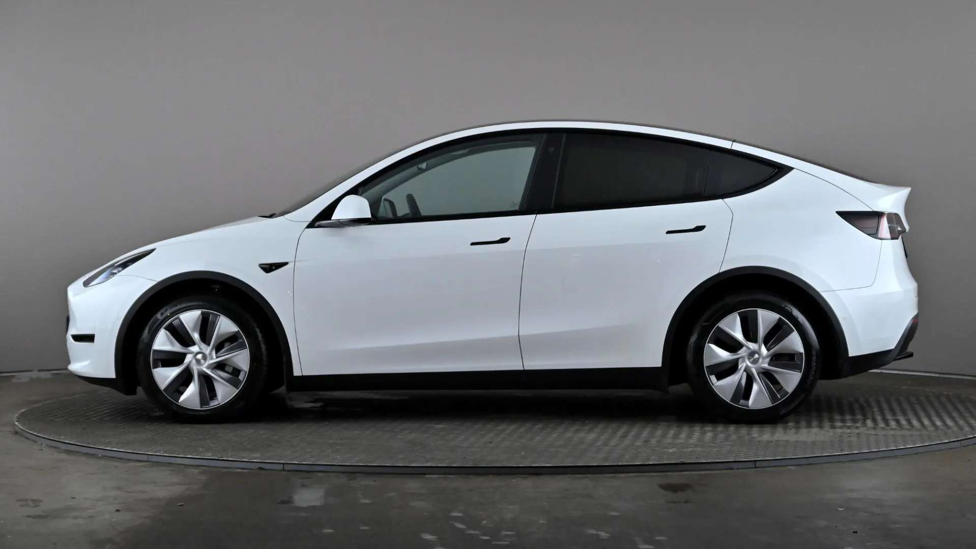 A 2022 TESLA MODEL Y Long Range AWD Auto A 2022 TESLA MODEL Y Long Range AWD Auto