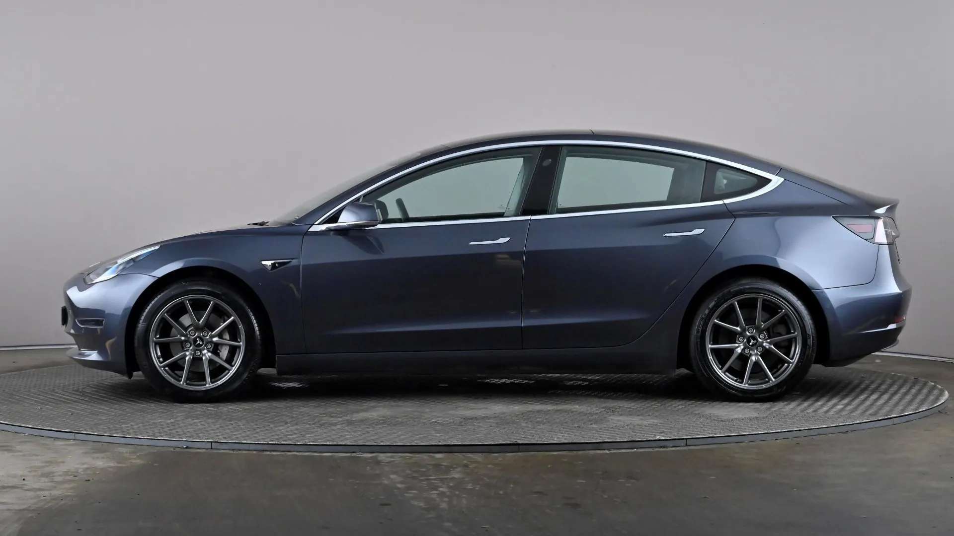 A 2019 TESLA MODEL 3 Long Range AWD Auto A 2019 TESLA MODEL 3 Long Range AWD Auto
