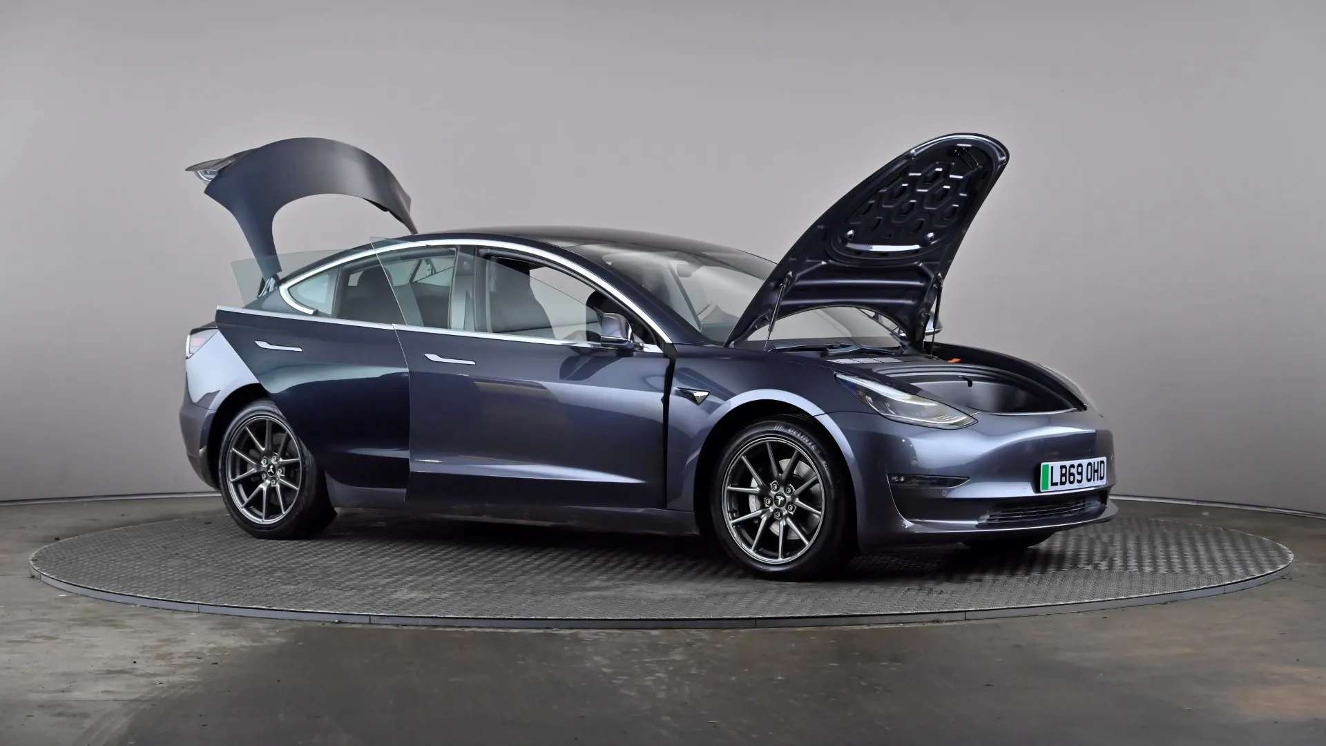 2019 TESLA MODEL 3 2019 TESLA MODEL 3