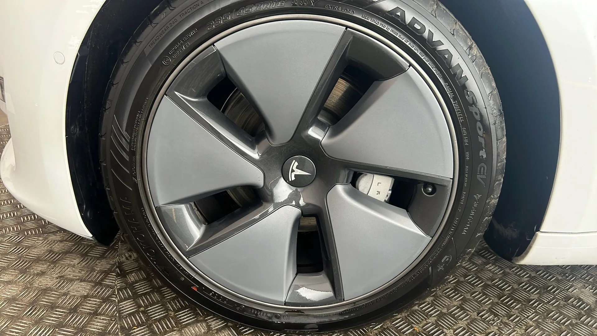 2020 TESLA MODEL 3 2020 TESLA MODEL 3
