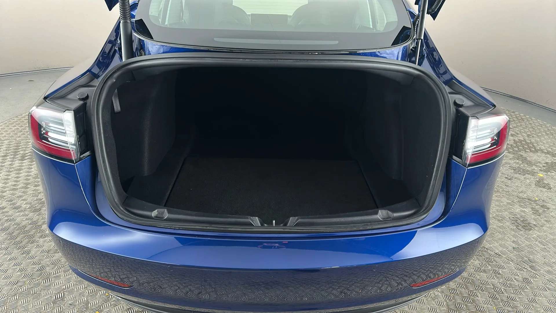 2020 TESLA MODEL 3 2020 TESLA MODEL 3
