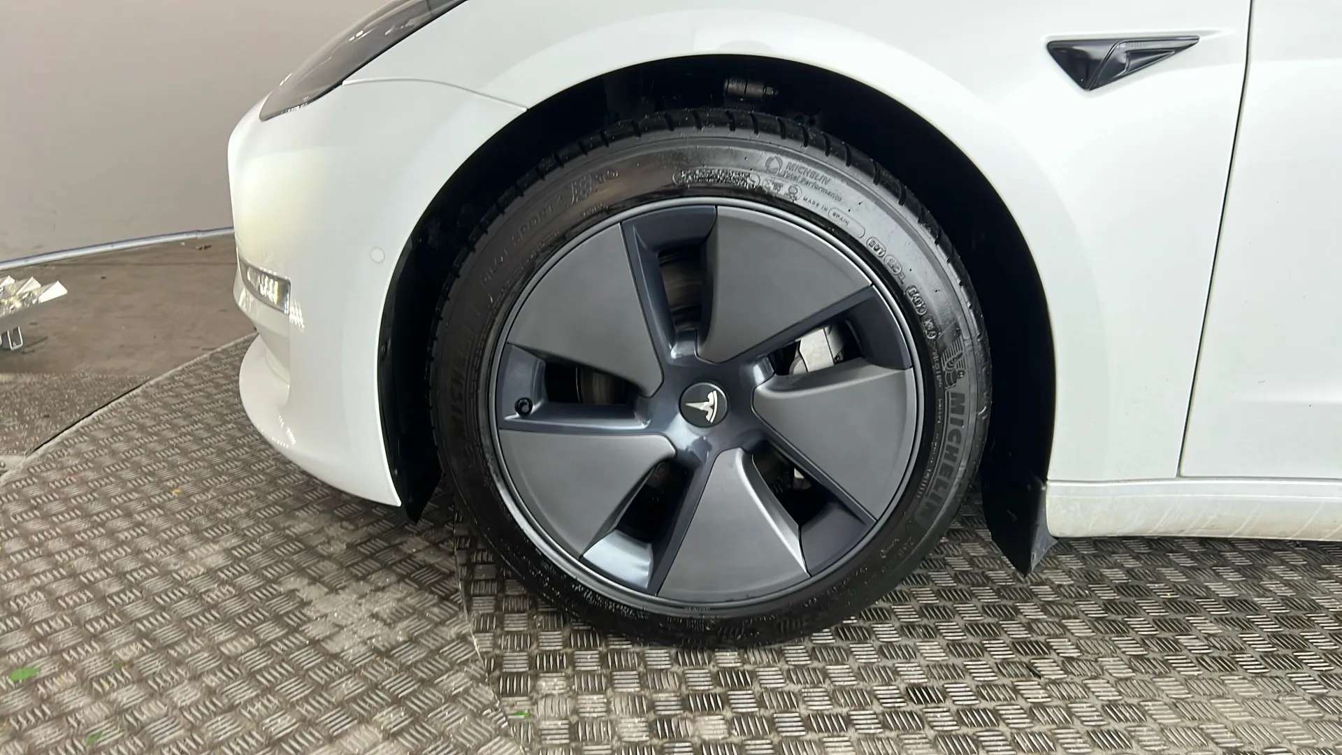 2021 TESLA MODEL 3 2021 TESLA MODEL 3