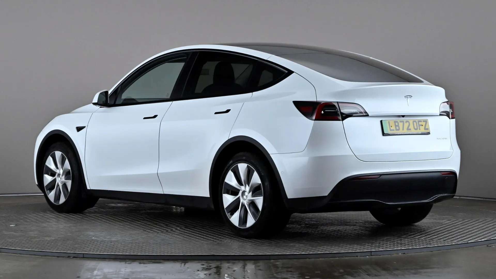 A 2022 TESLA MODEL Y Long Range AWD Auto A 2022 TESLA MODEL Y Long Range AWD Auto