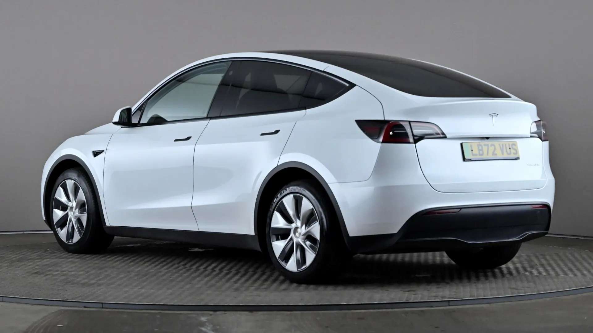 A 2022 TESLA MODEL Y Long Range AWD Auto A 2022 TESLA MODEL Y Long Range AWD Auto