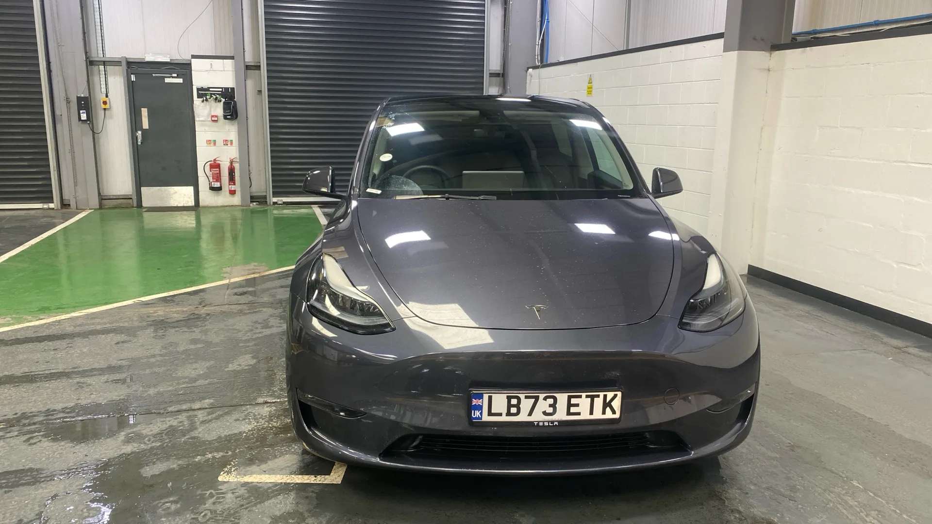 A 2023 TESLA MODEL Y Long Range AWD Auto A 2023 TESLA MODEL Y Long Range AWD Auto