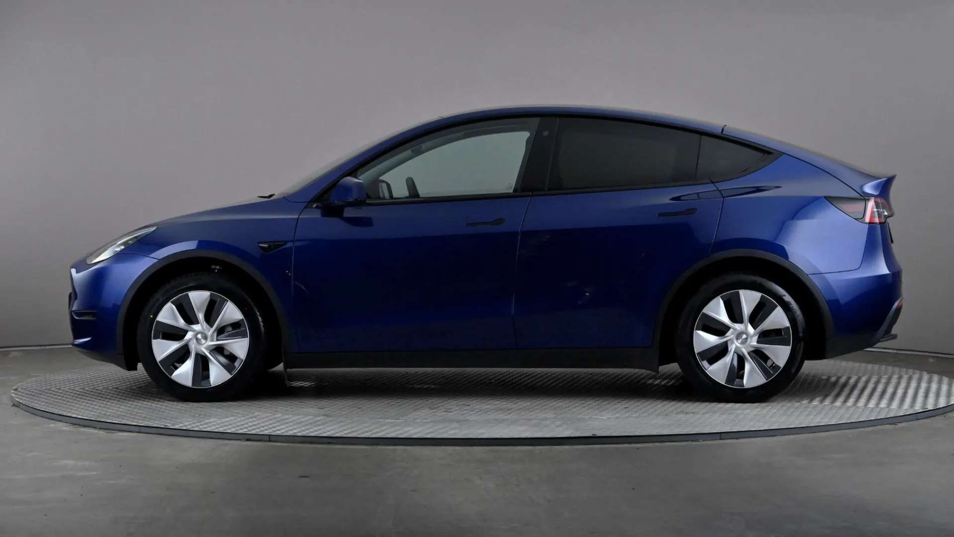 A 2023 TESLA MODEL Y Long Range AWD Auto A 2023 TESLA MODEL Y Long Range AWD Auto