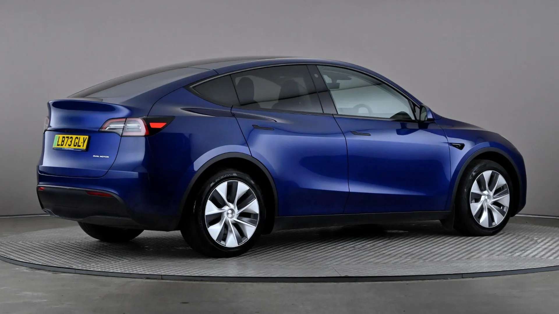 2023 TESLA MODEL Y 2023 TESLA MODEL Y