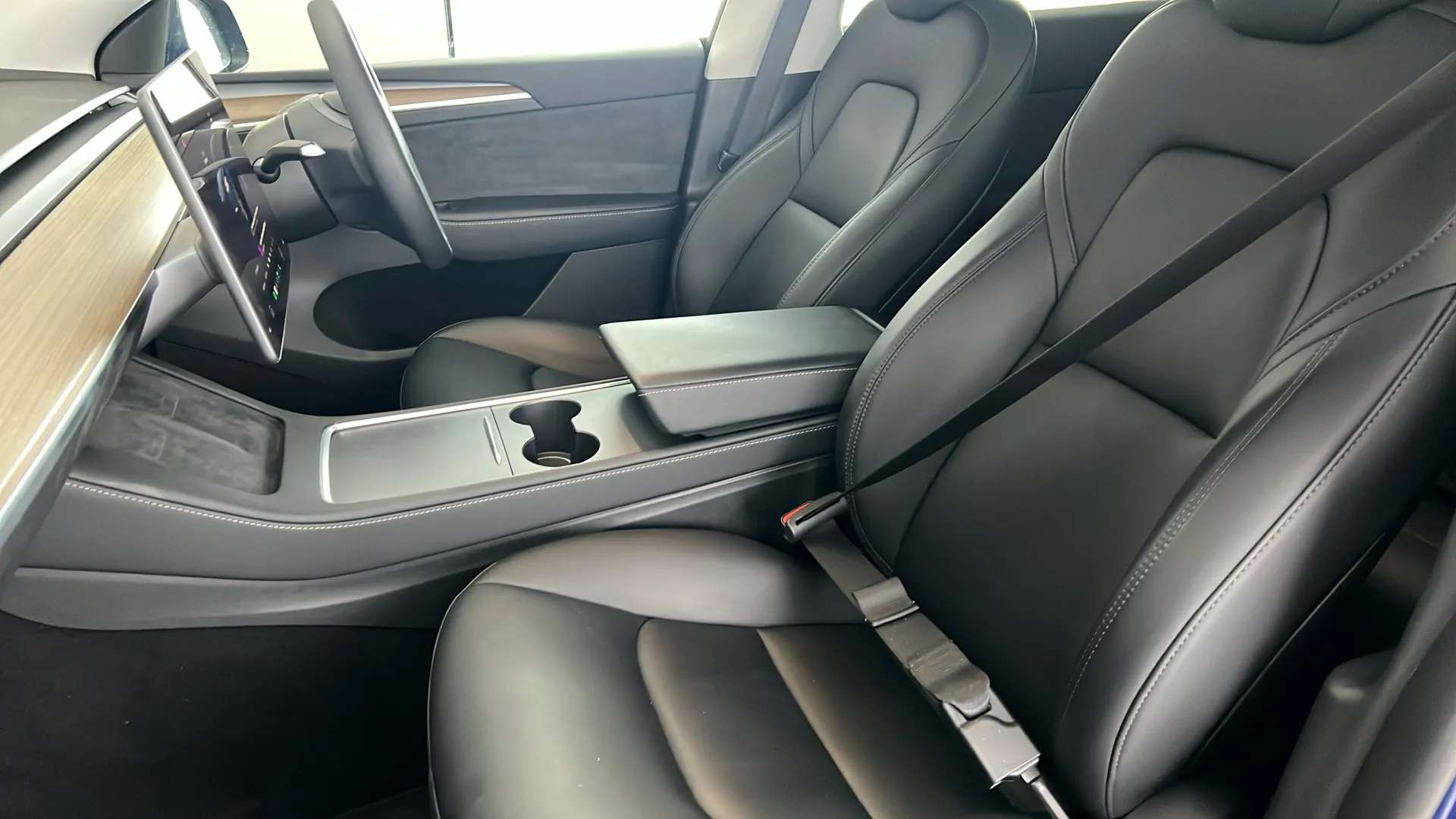 2023 TESLA MODEL Y 2023 TESLA MODEL Y