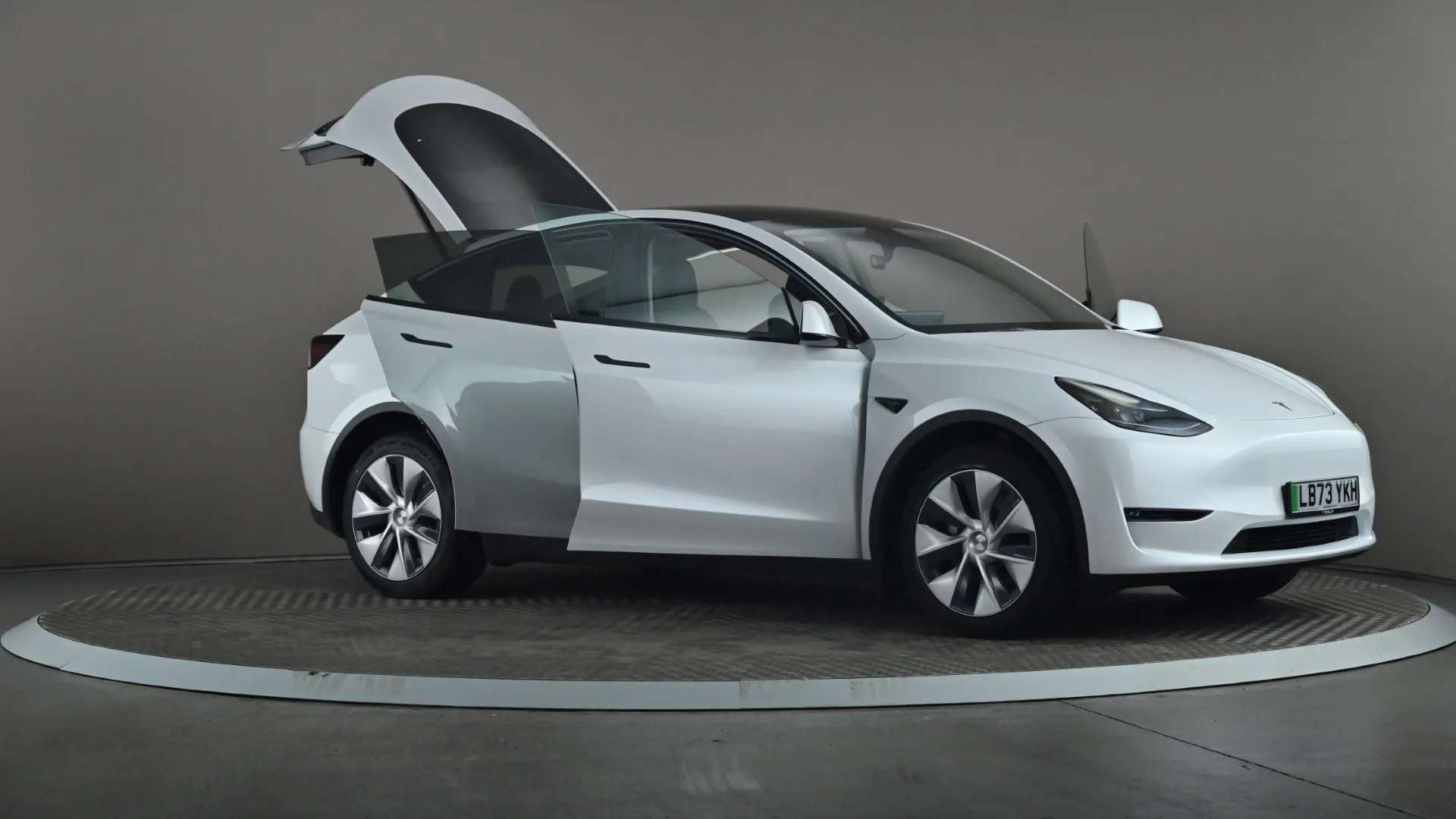 2023 TESLA MODEL Y 2023 TESLA MODEL Y