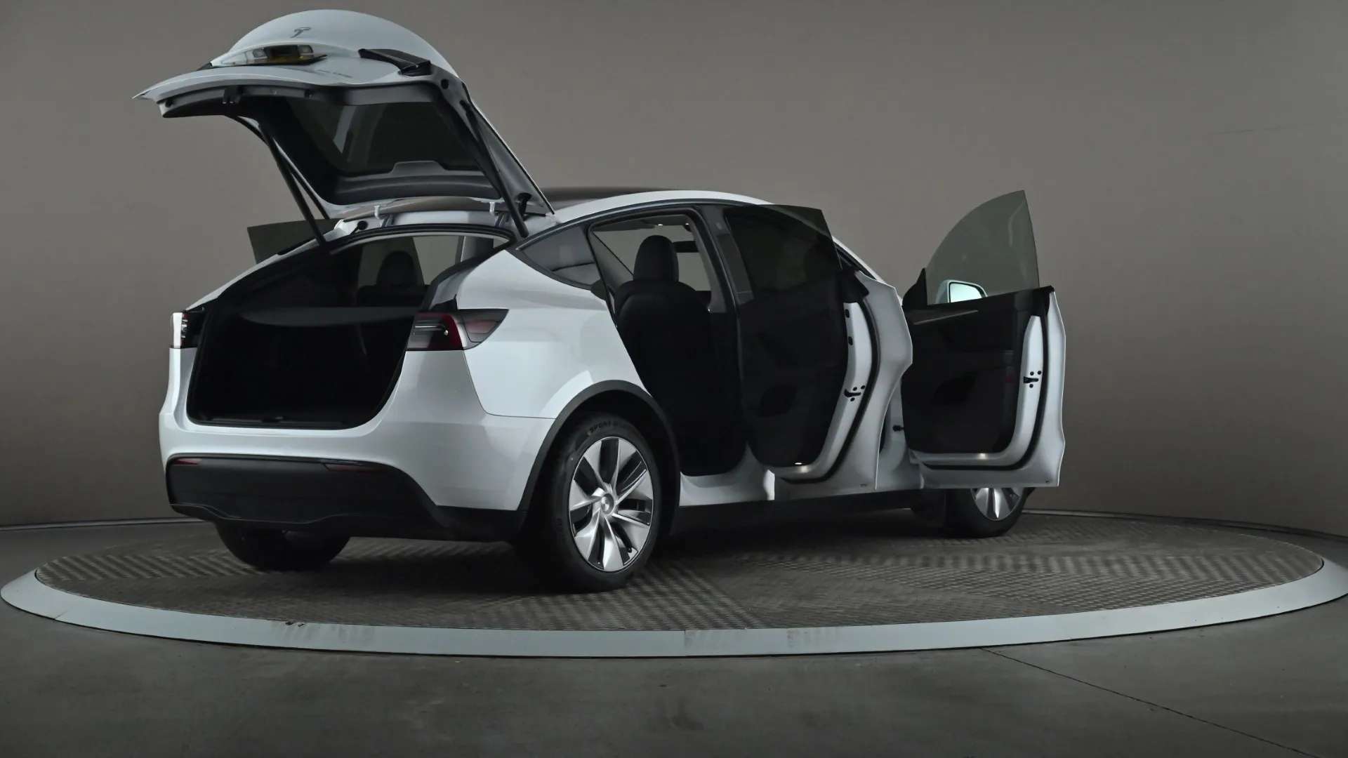 2023 TESLA MODEL Y 2023 TESLA MODEL Y