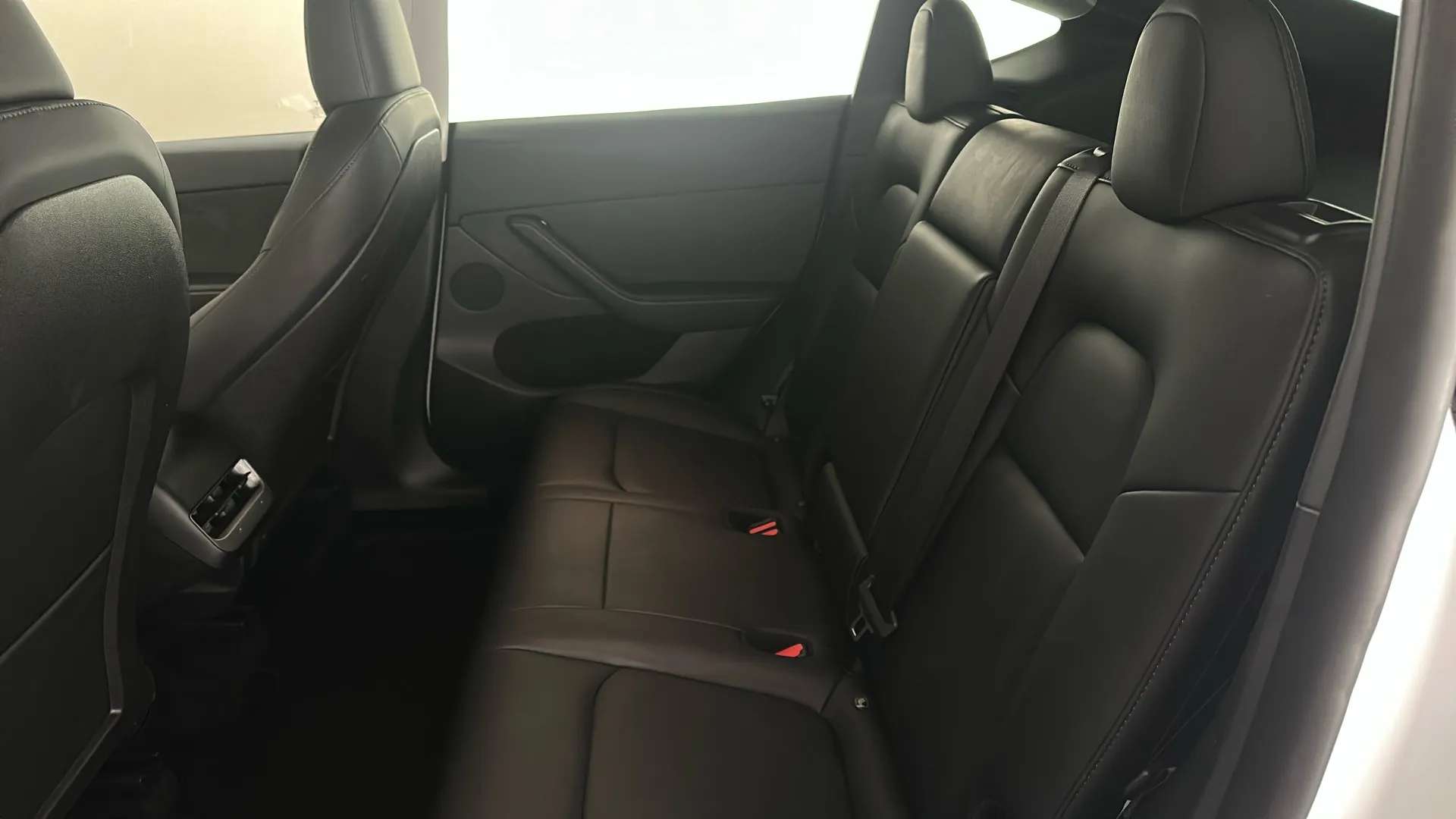 2023 TESLA MODEL Y 2023 TESLA MODEL Y