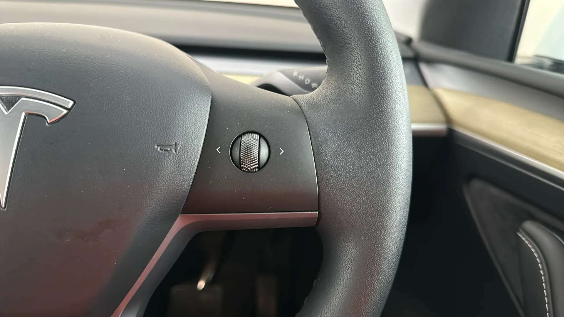 2023 TESLA MODEL Y 2023 TESLA MODEL Y