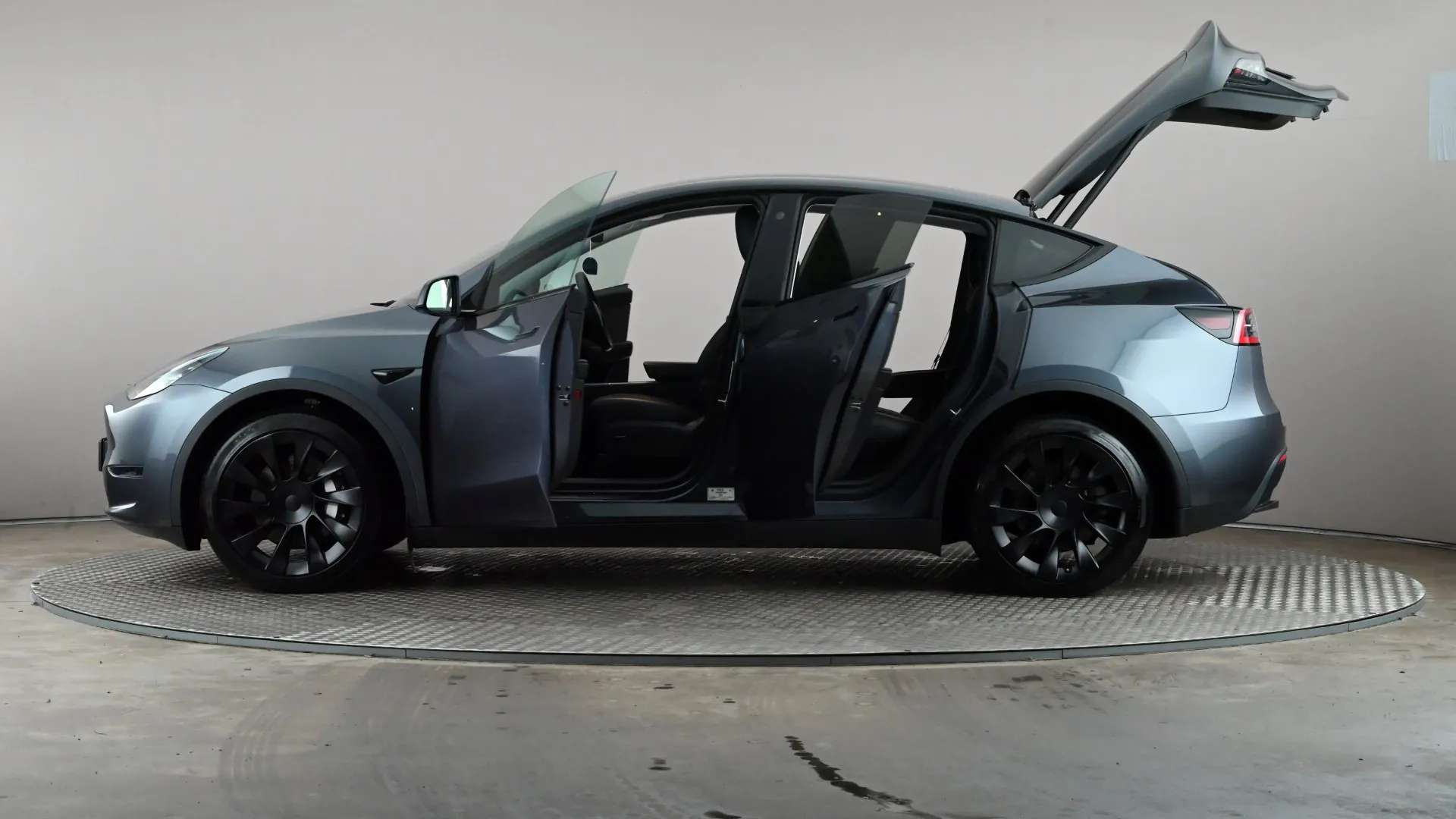 2023 TESLA MODEL Y 2023 TESLA MODEL Y
