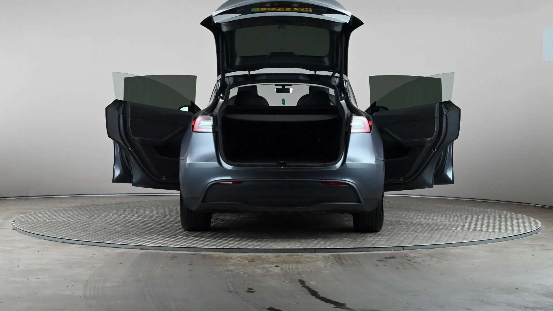 2023 TESLA MODEL Y 2023 TESLA MODEL Y