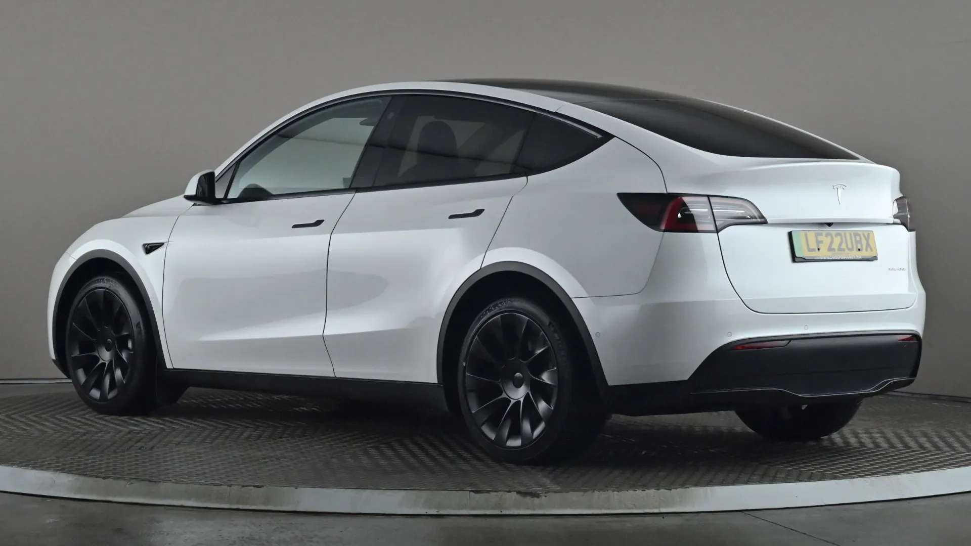 A 2022 TESLA MODEL Y Long Range AWD Auto A 2022 TESLA MODEL Y Long Range AWD Auto