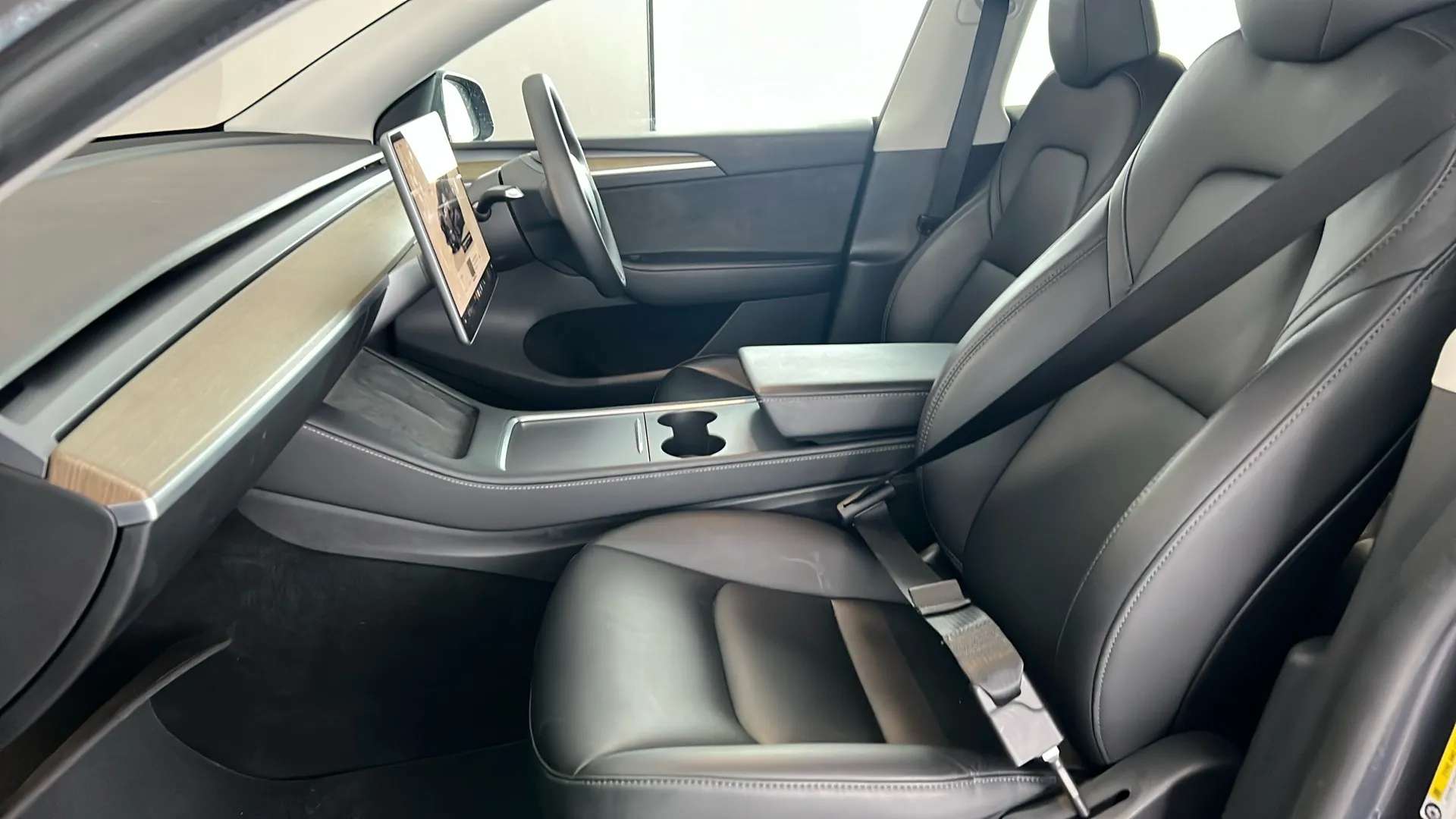 2023 TESLA MODEL Y 2023 TESLA MODEL Y