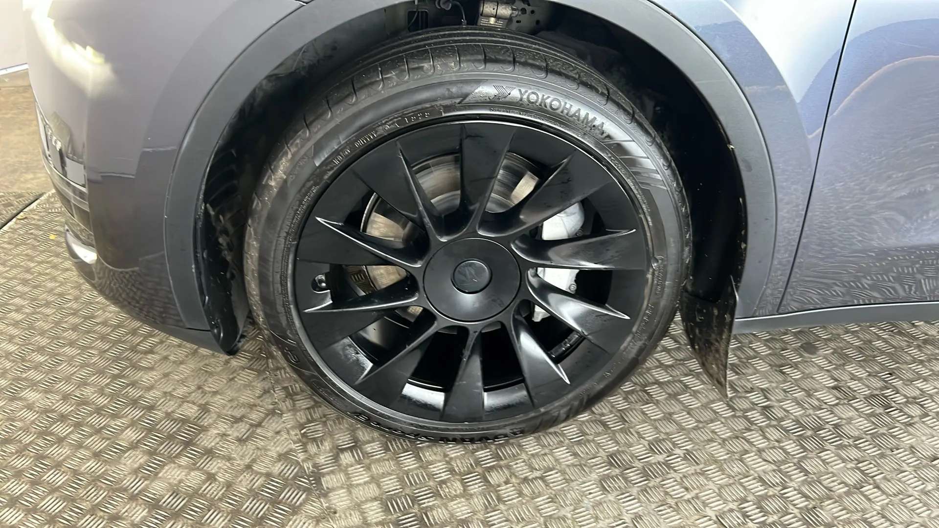 2023 TESLA MODEL Y 2023 TESLA MODEL Y