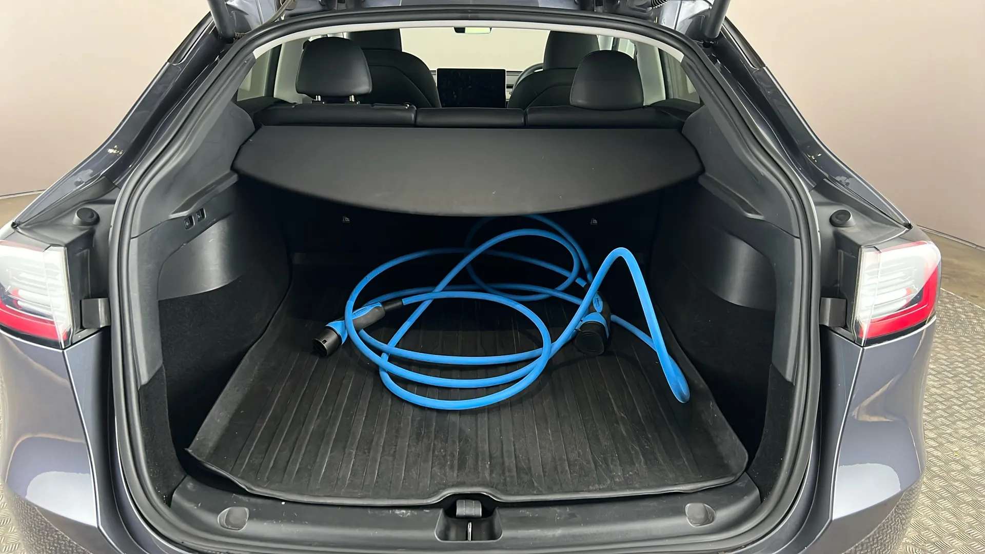 2023 TESLA MODEL Y 2023 TESLA MODEL Y