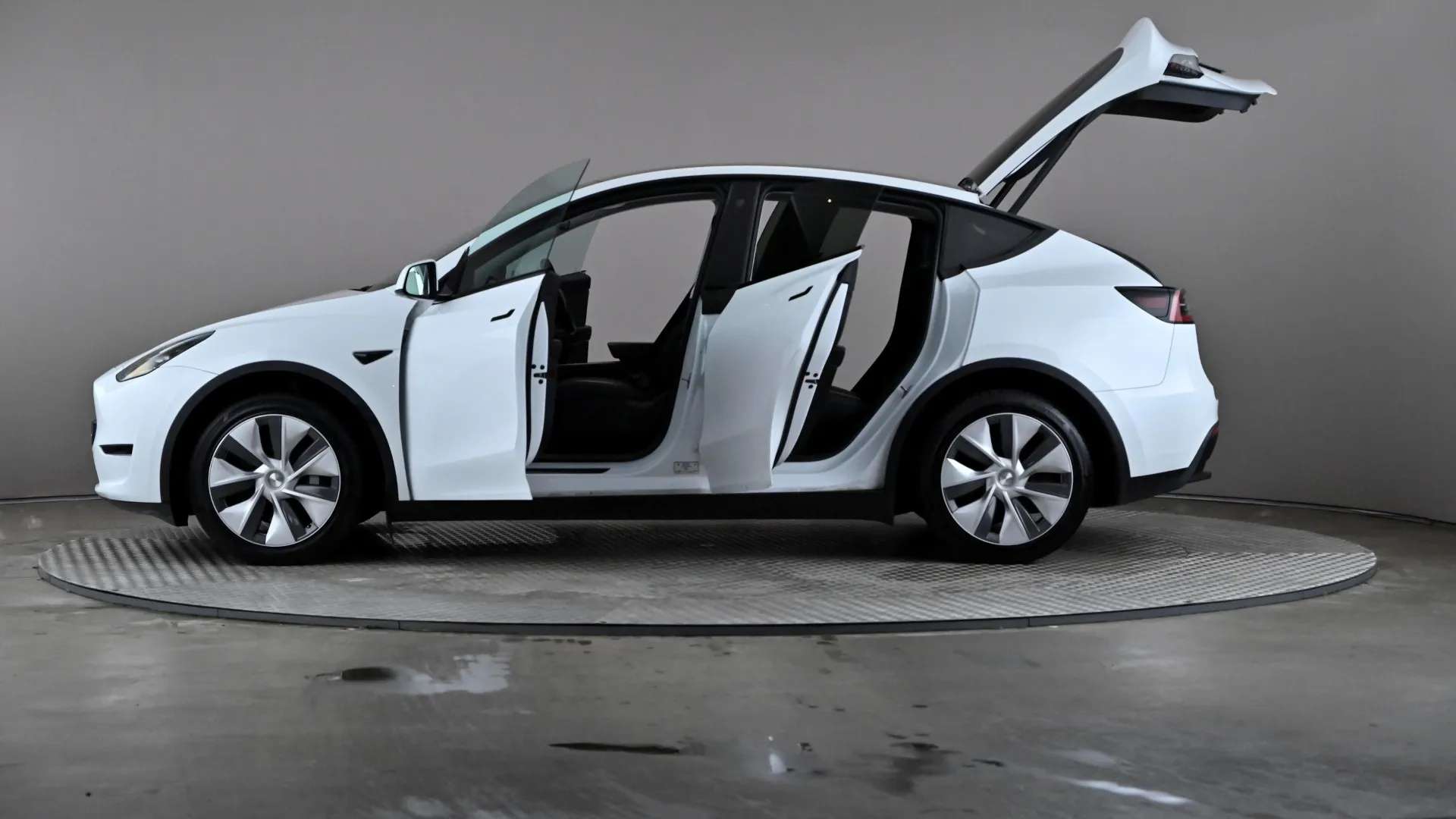 2023 TESLA MODEL Y 2023 TESLA MODEL Y
