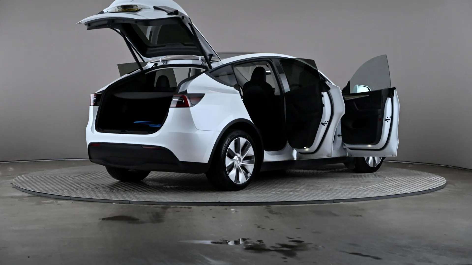 2023 TESLA MODEL Y 2023 TESLA MODEL Y