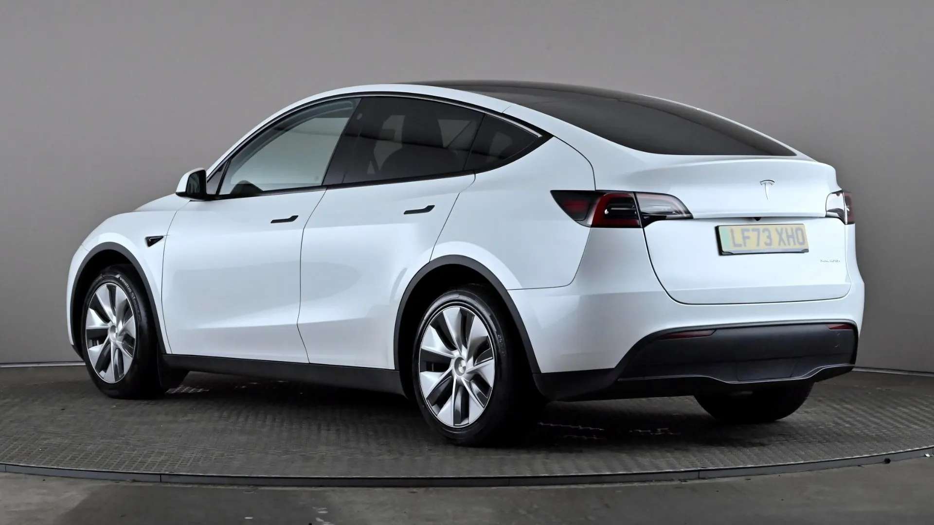 A 2023 TESLA MODEL Y Long Range AWD Auto A 2023 TESLA MODEL Y Long Range AWD Auto