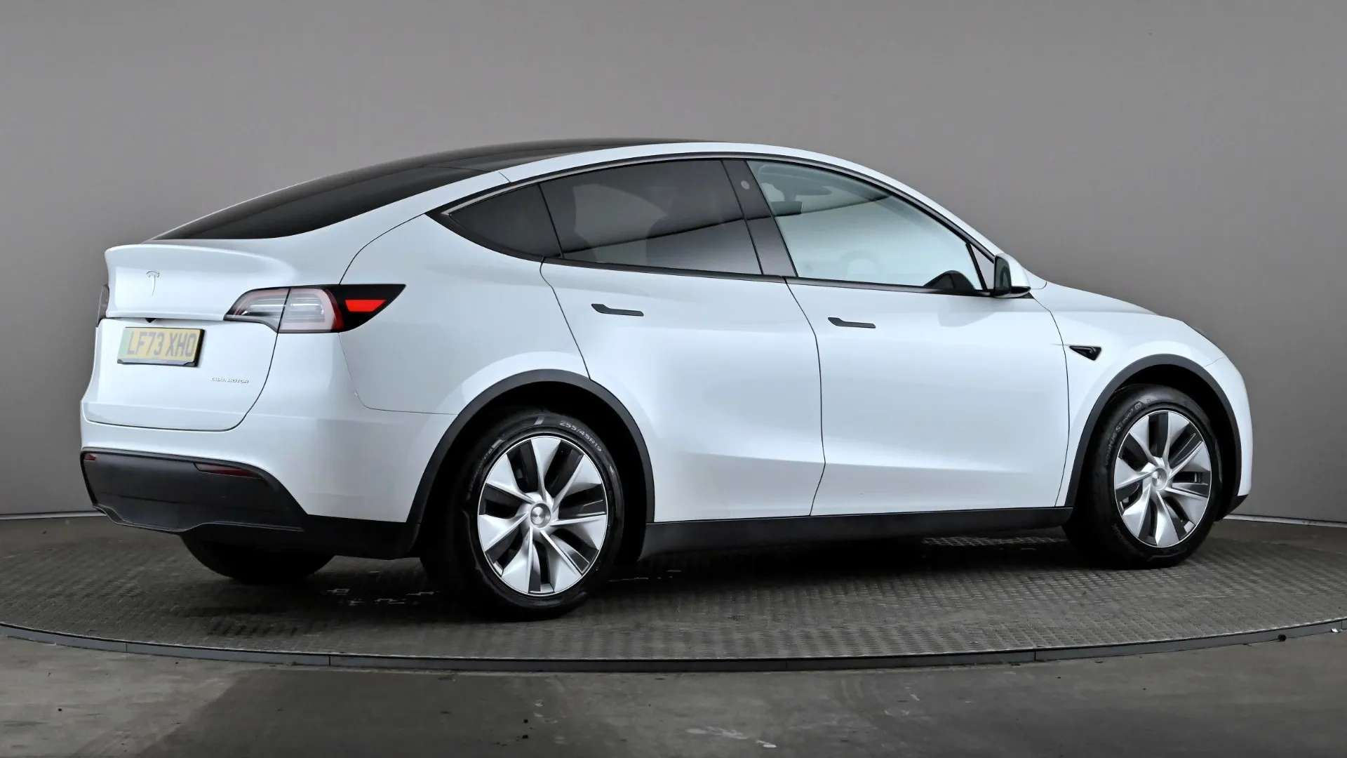 2023 TESLA MODEL Y 2023 TESLA MODEL Y