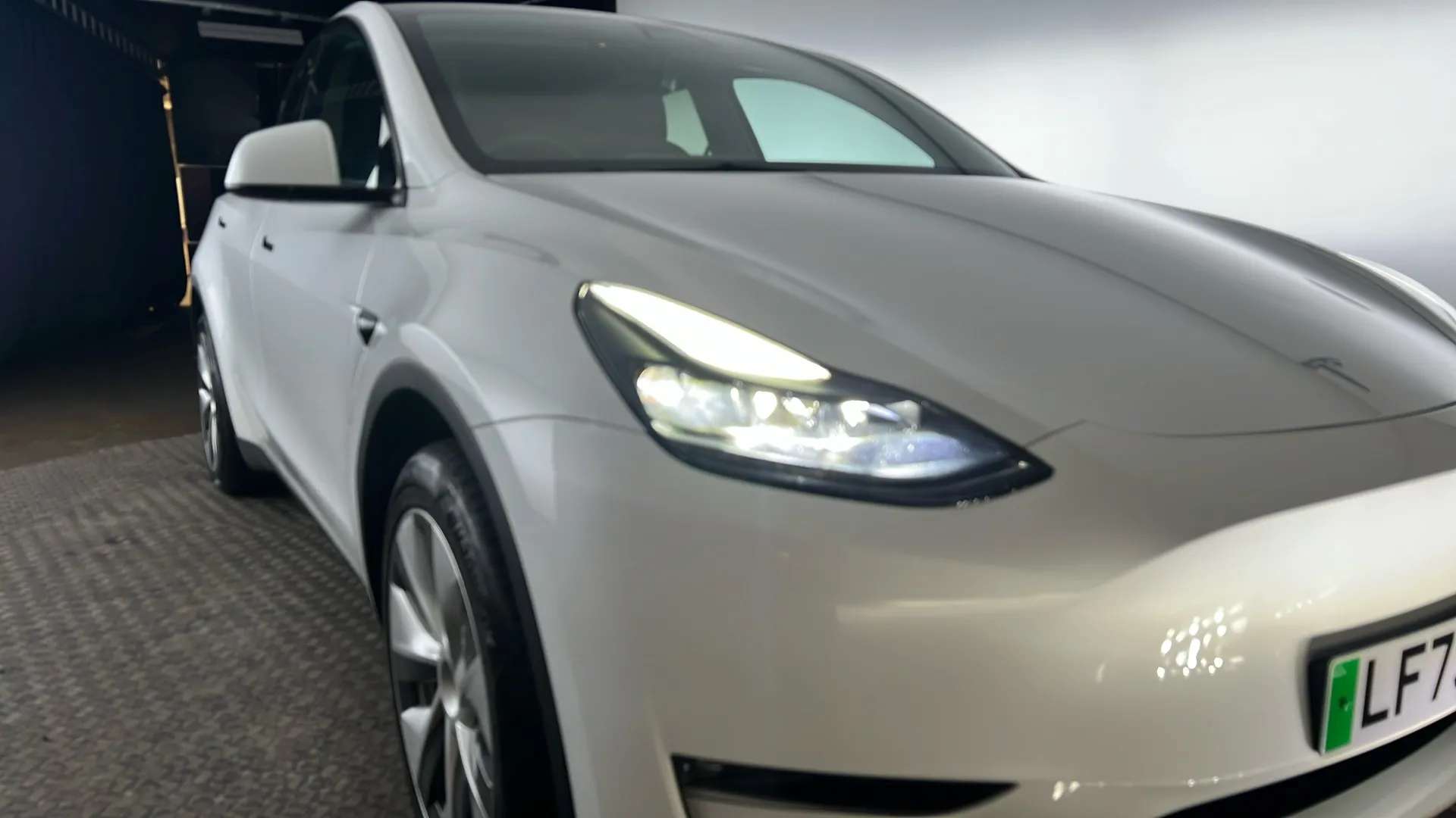 2023 TESLA MODEL Y 2023 TESLA MODEL Y