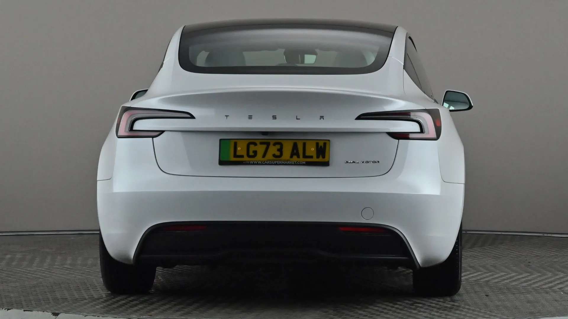 2024 TESLA MODEL 3 2024 TESLA MODEL 3