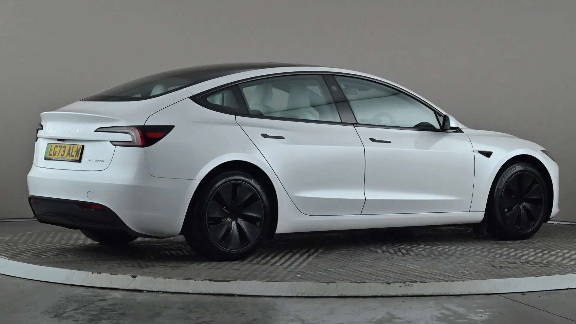 2024 TESLA MODEL 3 2024 TESLA MODEL 3