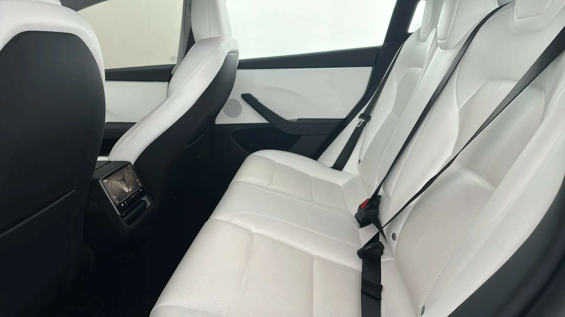 2024 TESLA MODEL 3 2024 TESLA MODEL 3