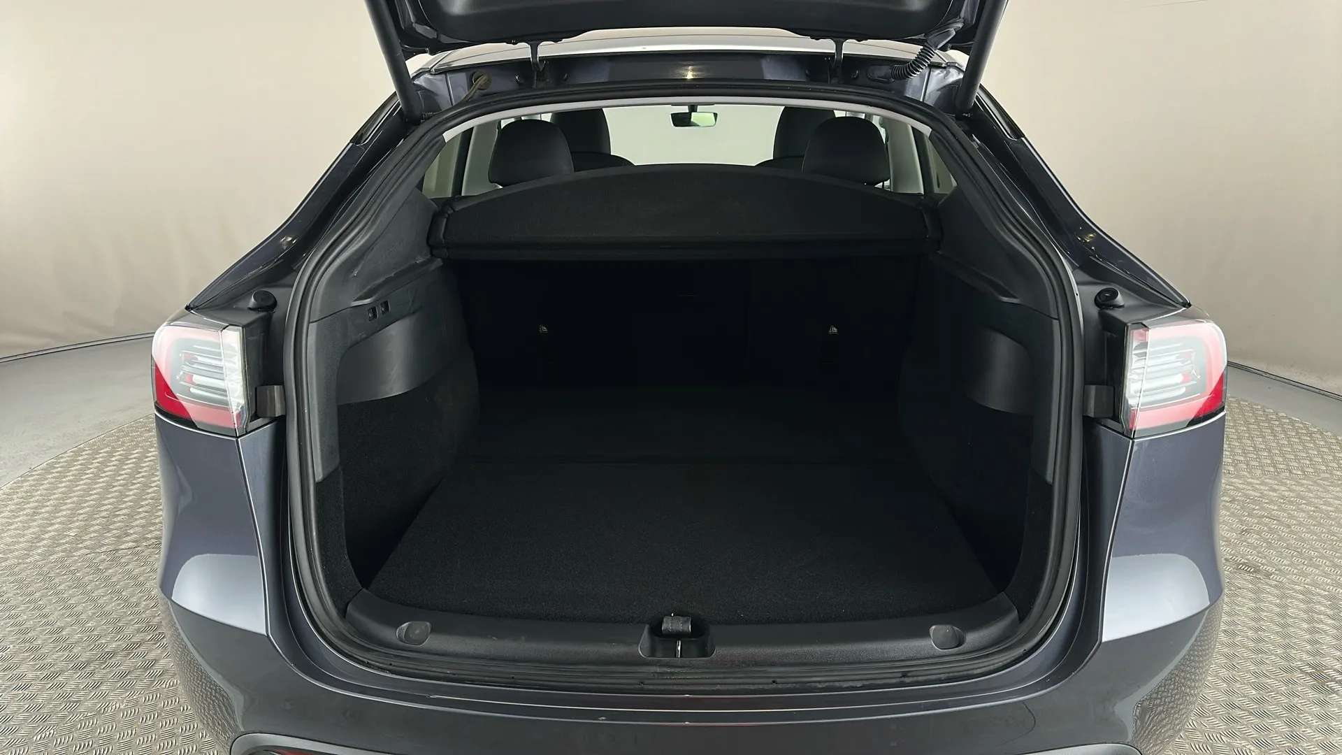 2023 TESLA MODEL Y 2023 TESLA MODEL Y