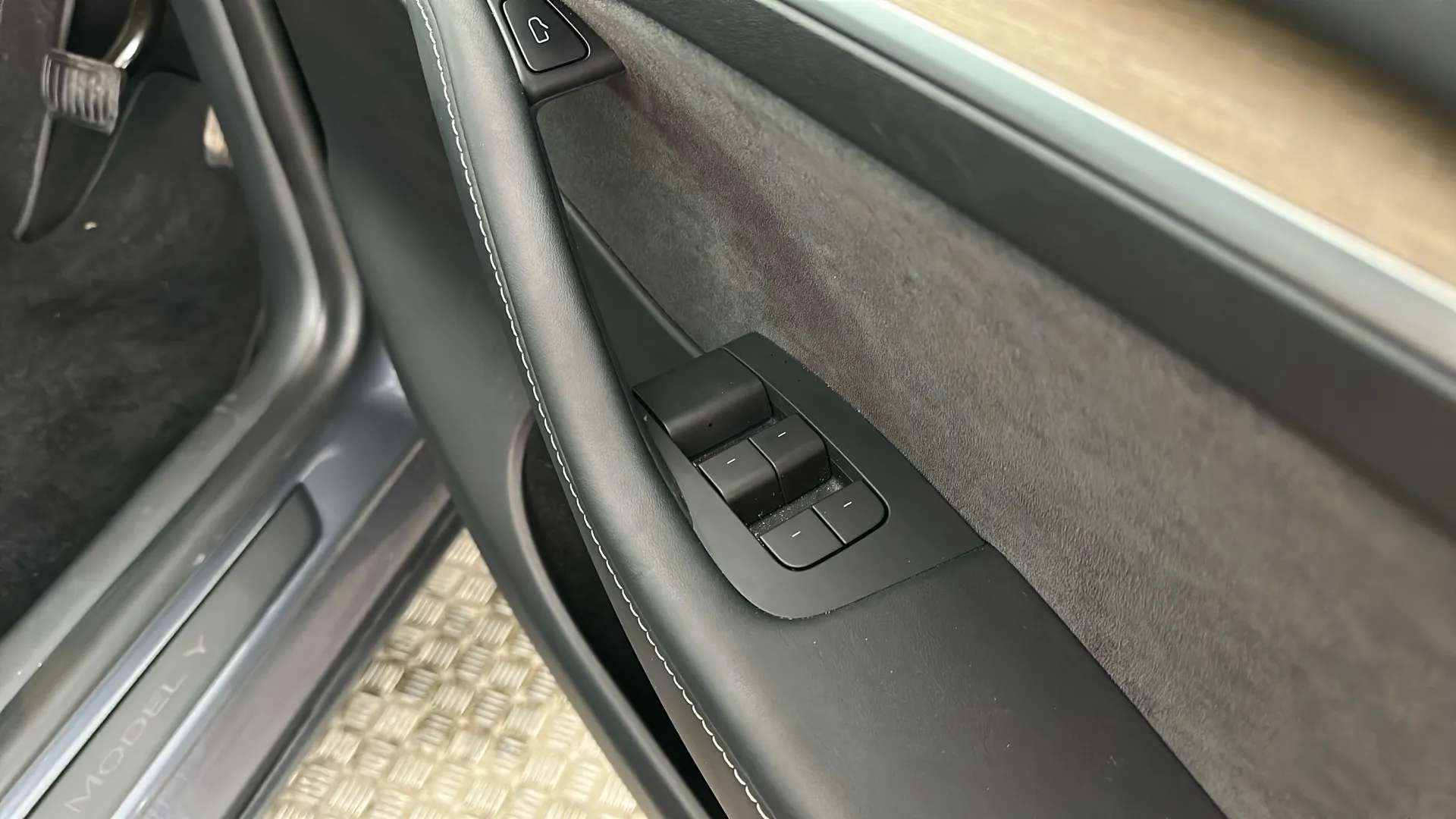 2023 TESLA MODEL Y 2023 TESLA MODEL Y