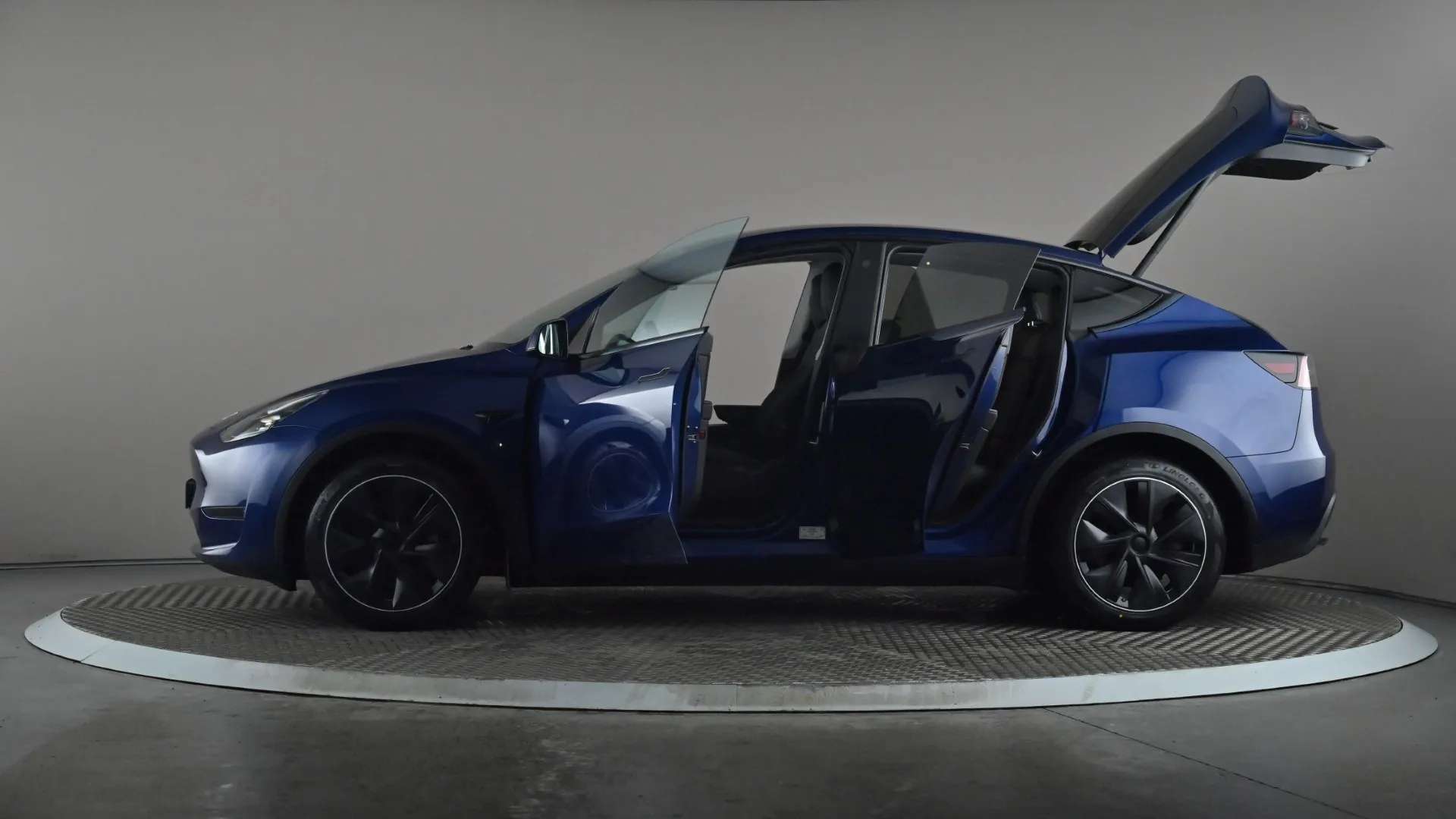 2023 TESLA MODEL Y 2023 TESLA MODEL Y