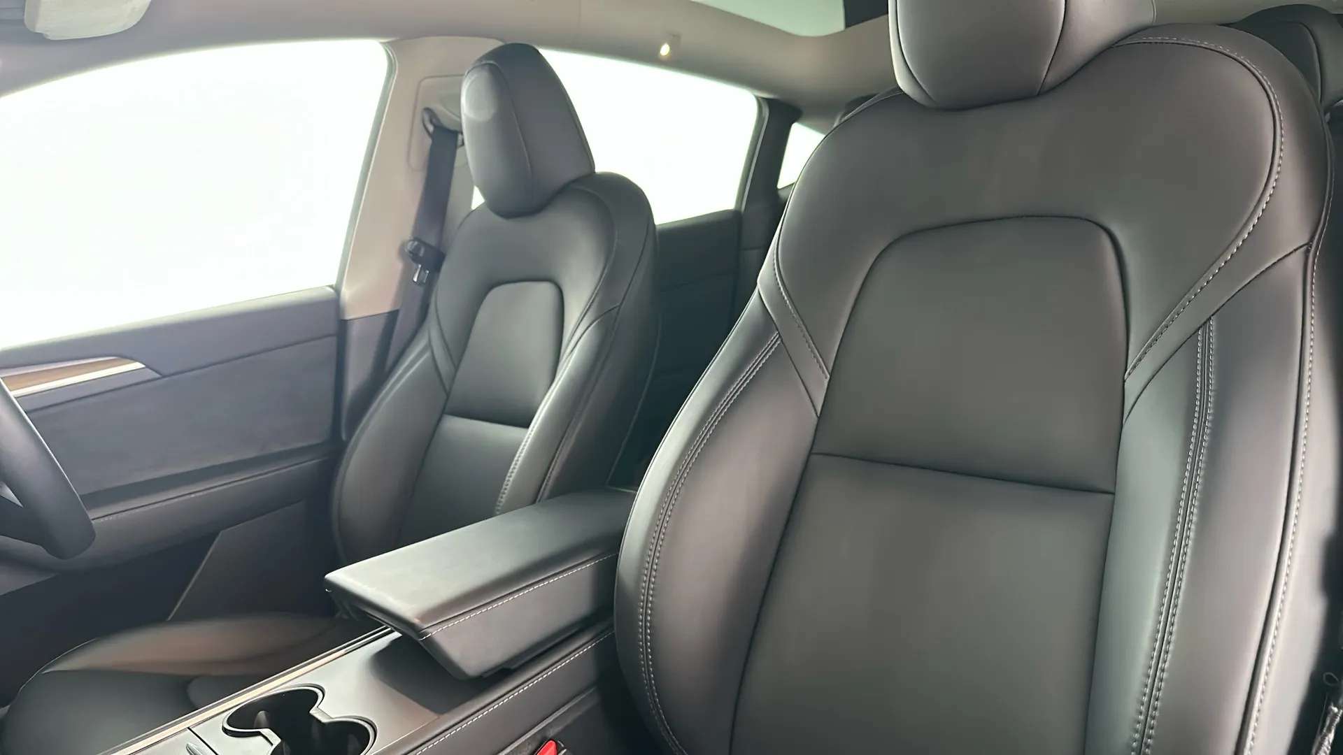 2023 TESLA MODEL Y 2023 TESLA MODEL Y