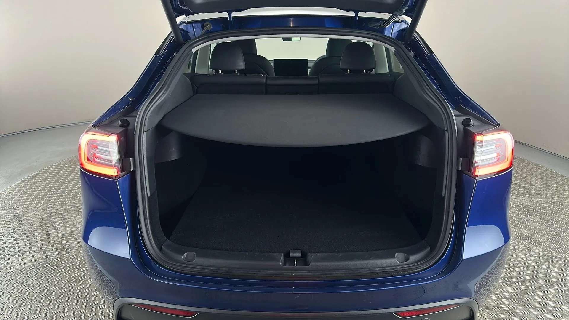 2023 TESLA MODEL Y 2023 TESLA MODEL Y