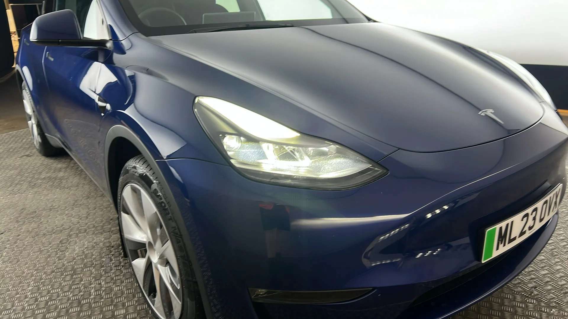 2023 TESLA MODEL Y 2023 TESLA MODEL Y