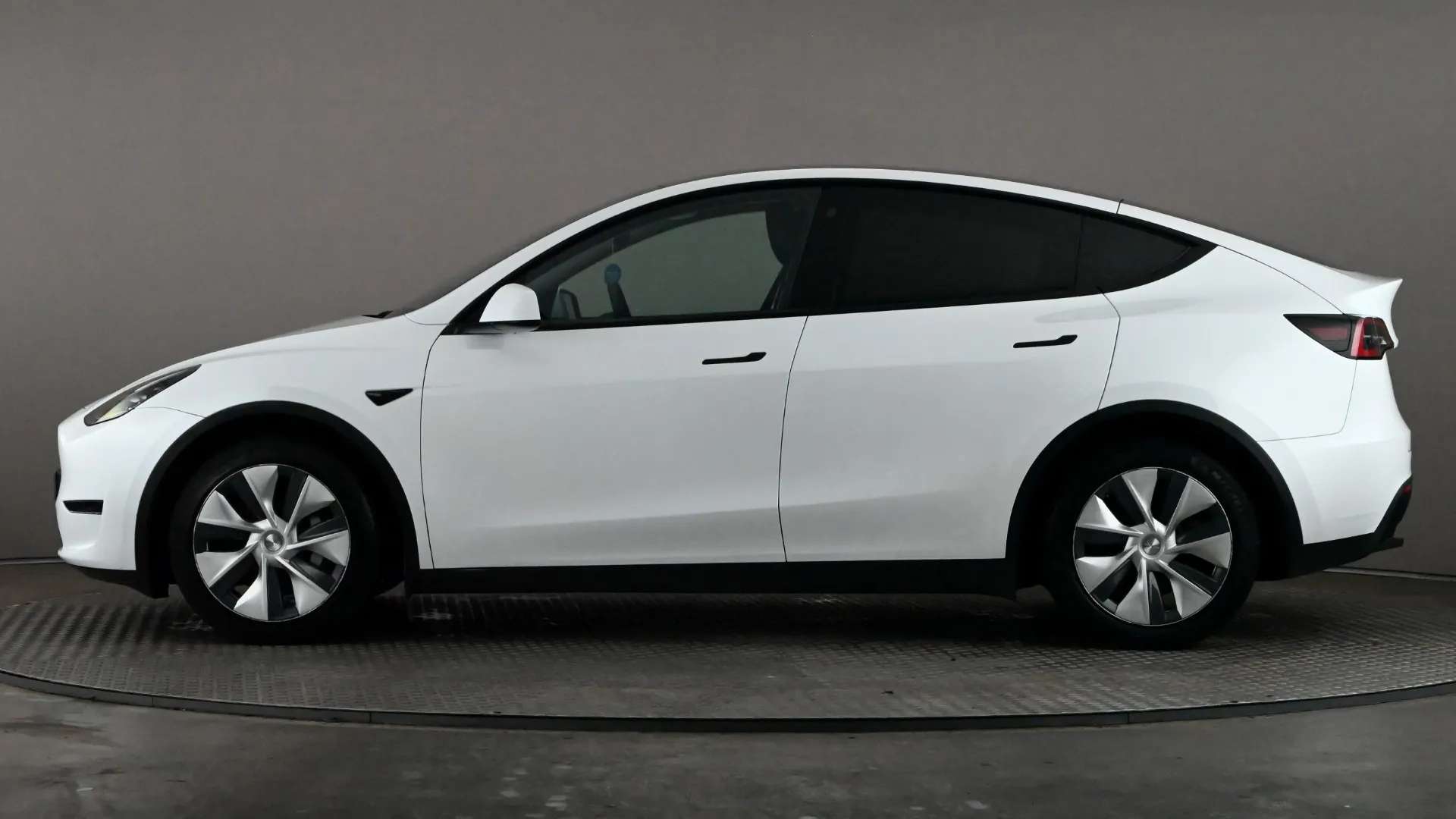A 2022 TESLA MODEL Y Long Range AWD Auto A 2022 TESLA MODEL Y Long Range AWD Auto