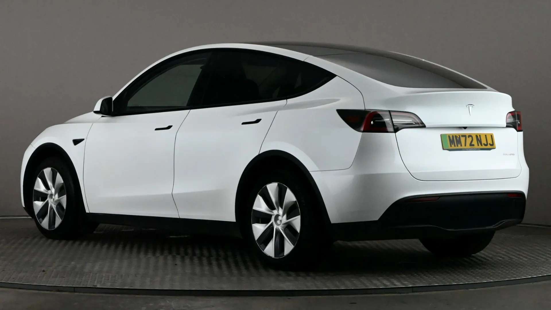A 2022 TESLA MODEL Y Long Range AWD Auto A 2022 TESLA MODEL Y Long Range AWD Auto