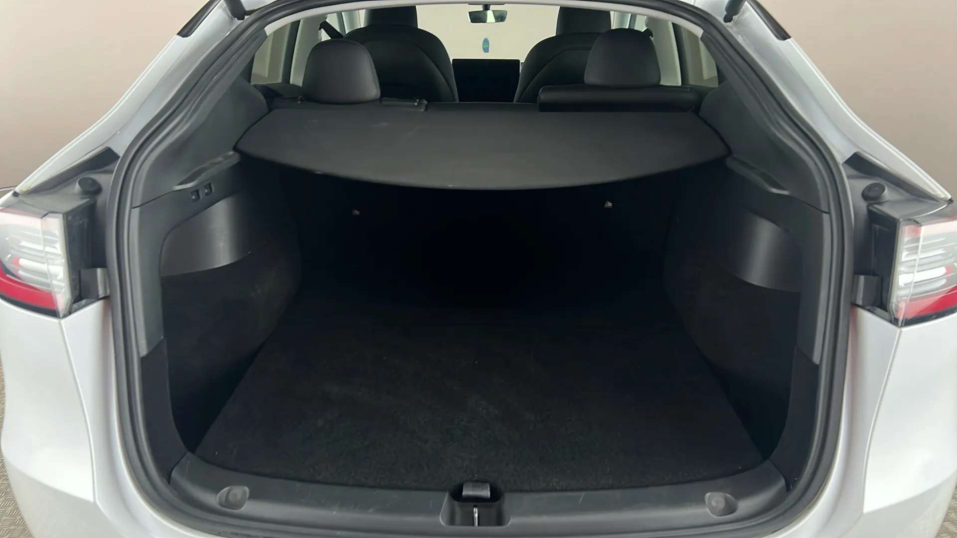 2022 TESLA MODEL Y 2022 TESLA MODEL Y