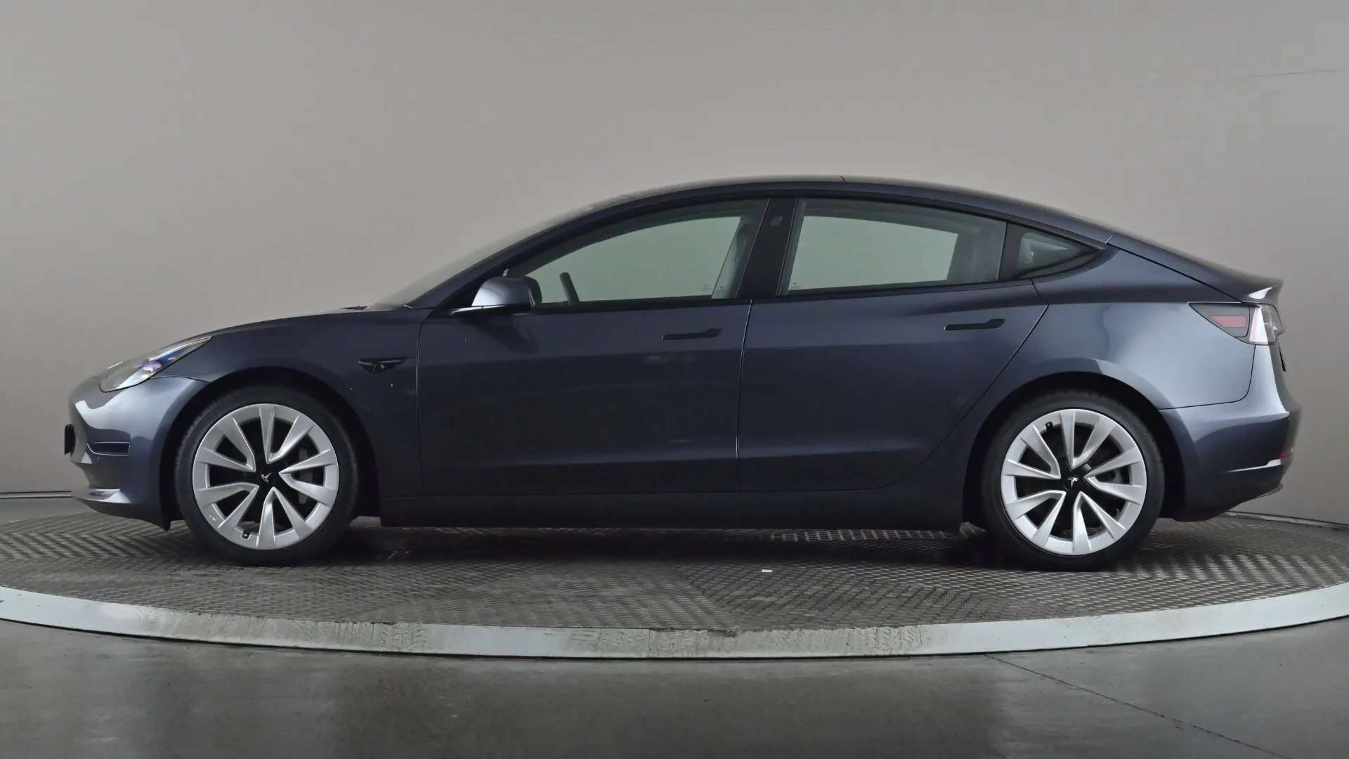 A 2020 TESLA MODEL 3 Long Range AWD Auto A 2020 TESLA MODEL 3 Long Range AWD Auto